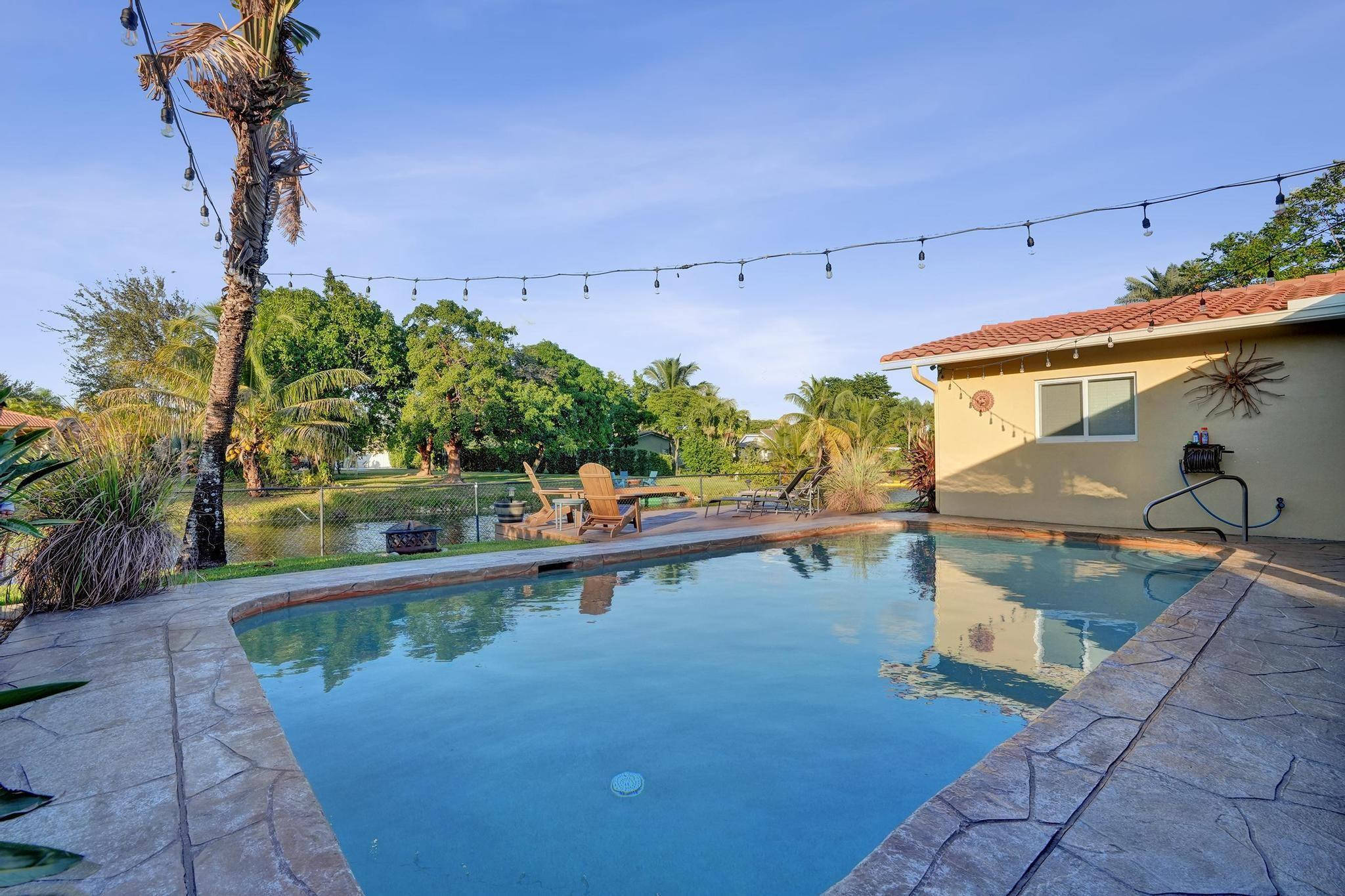 12131 NW 32nd Ct