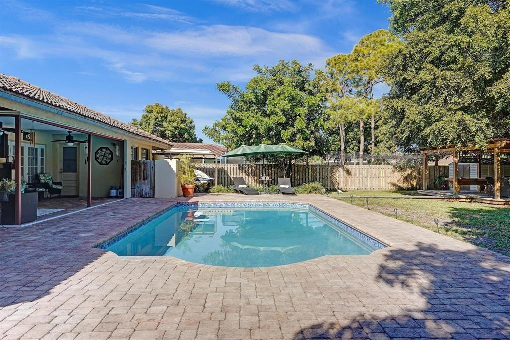 9924 NW 3rd Place, Coral Springs
