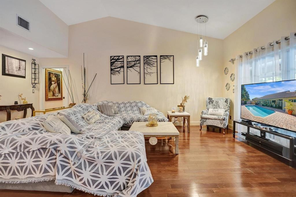 9924 NW 3rd Place, Coral Springs