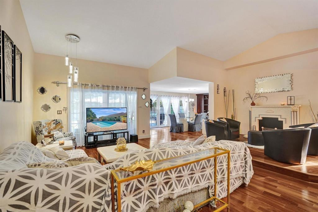 9924 NW 3rd Place, Coral Springs