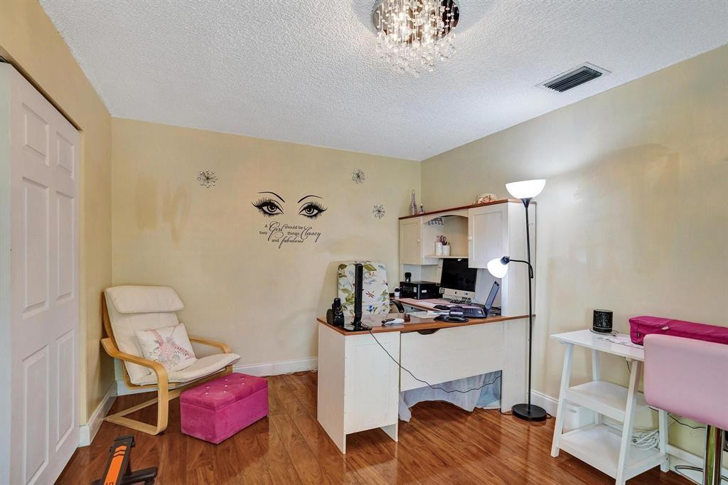 9924 NW 3rd Place, Coral Springs