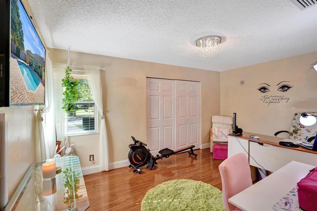 9924 NW 3rd Place, Coral Springs