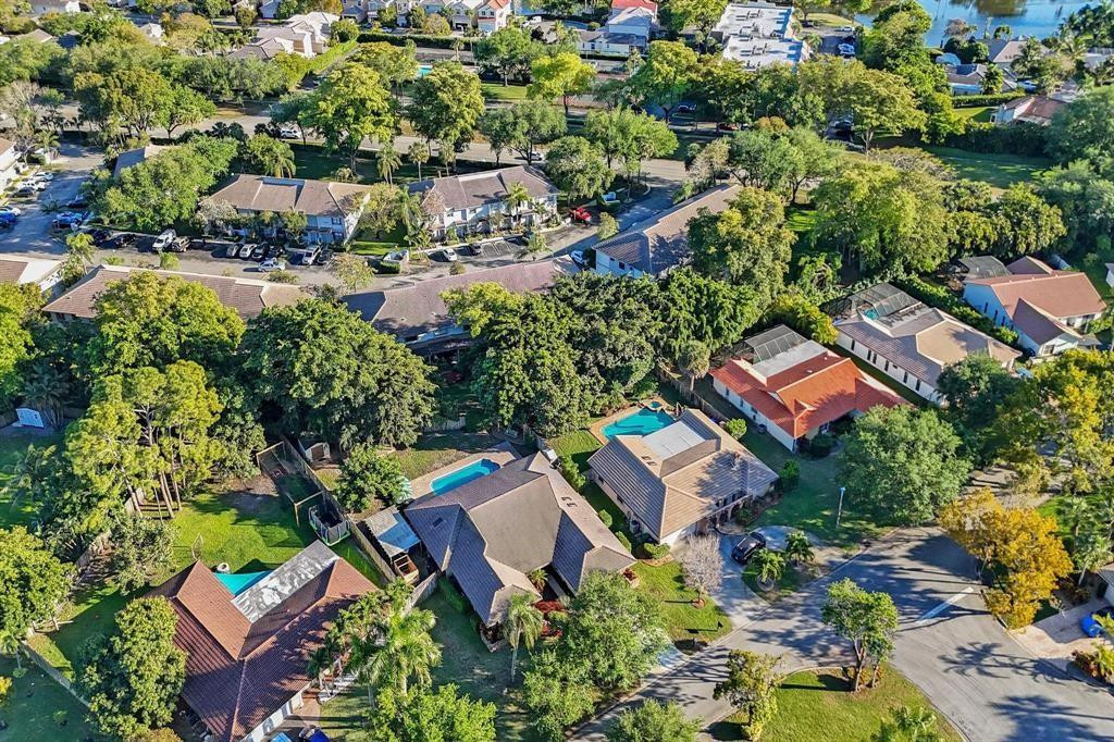 9924 NW 3rd Place, Coral Springs