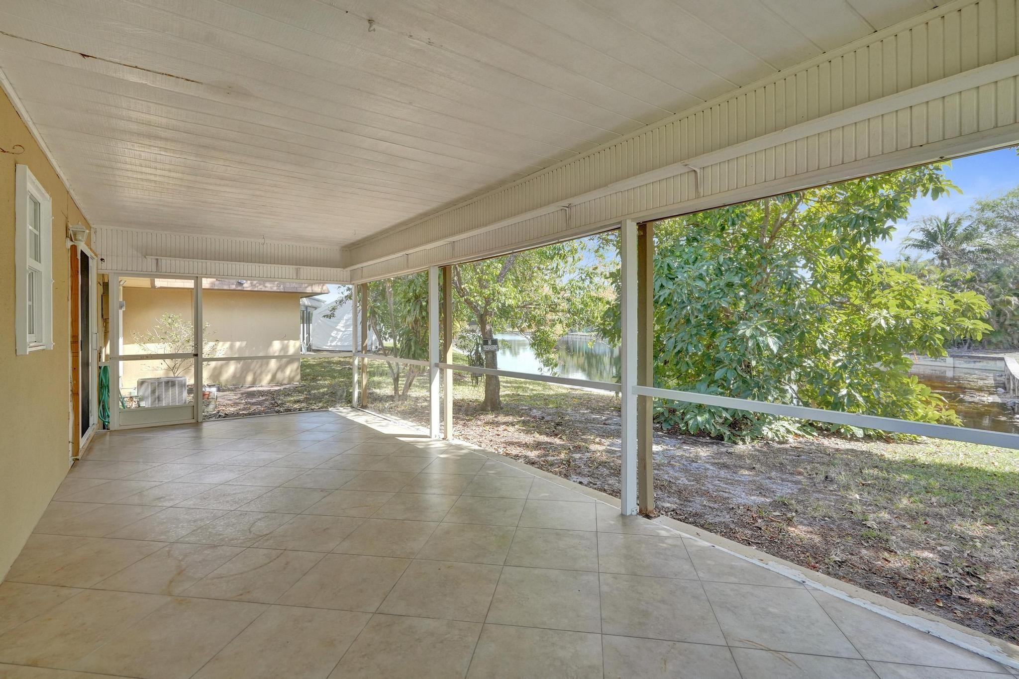 7018 NW 64th Street