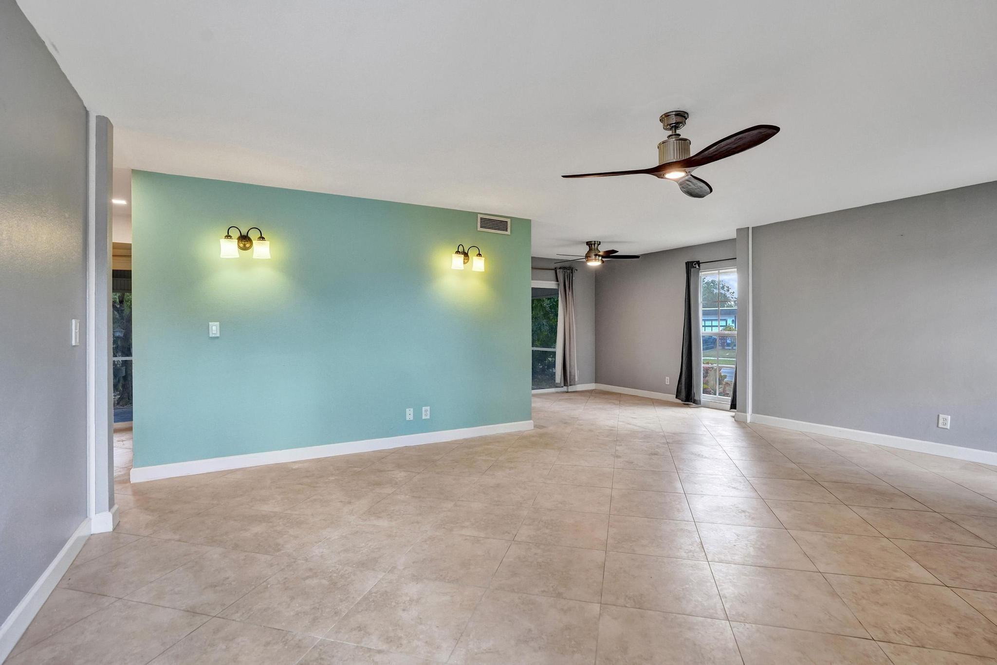 7018 NW 64th Street