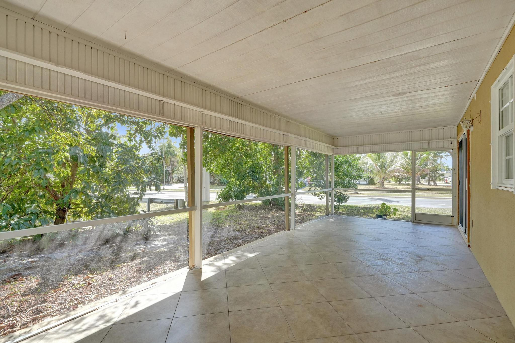 7018 NW 64th Street