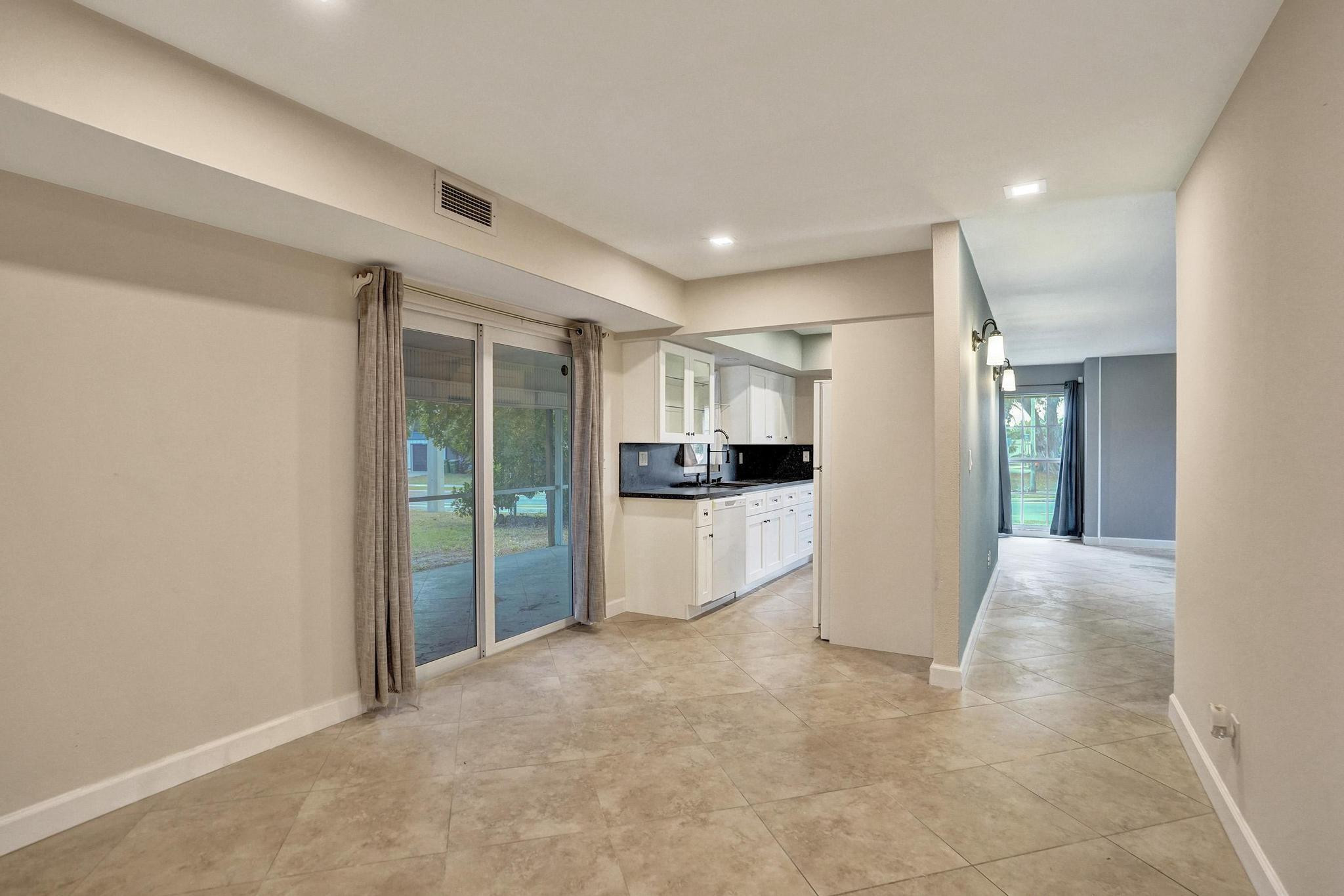 7018 NW 64th Street
