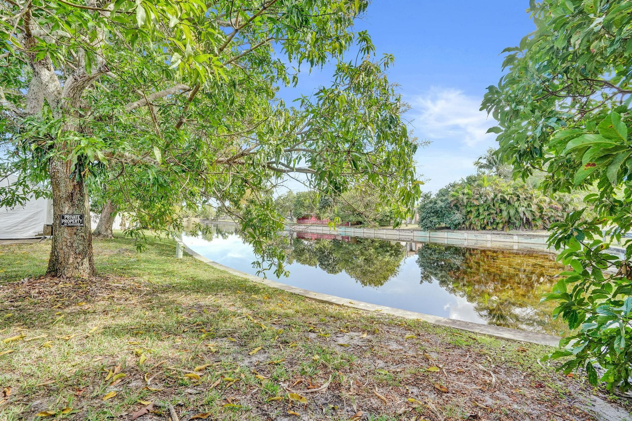 7018 NW 64th Street