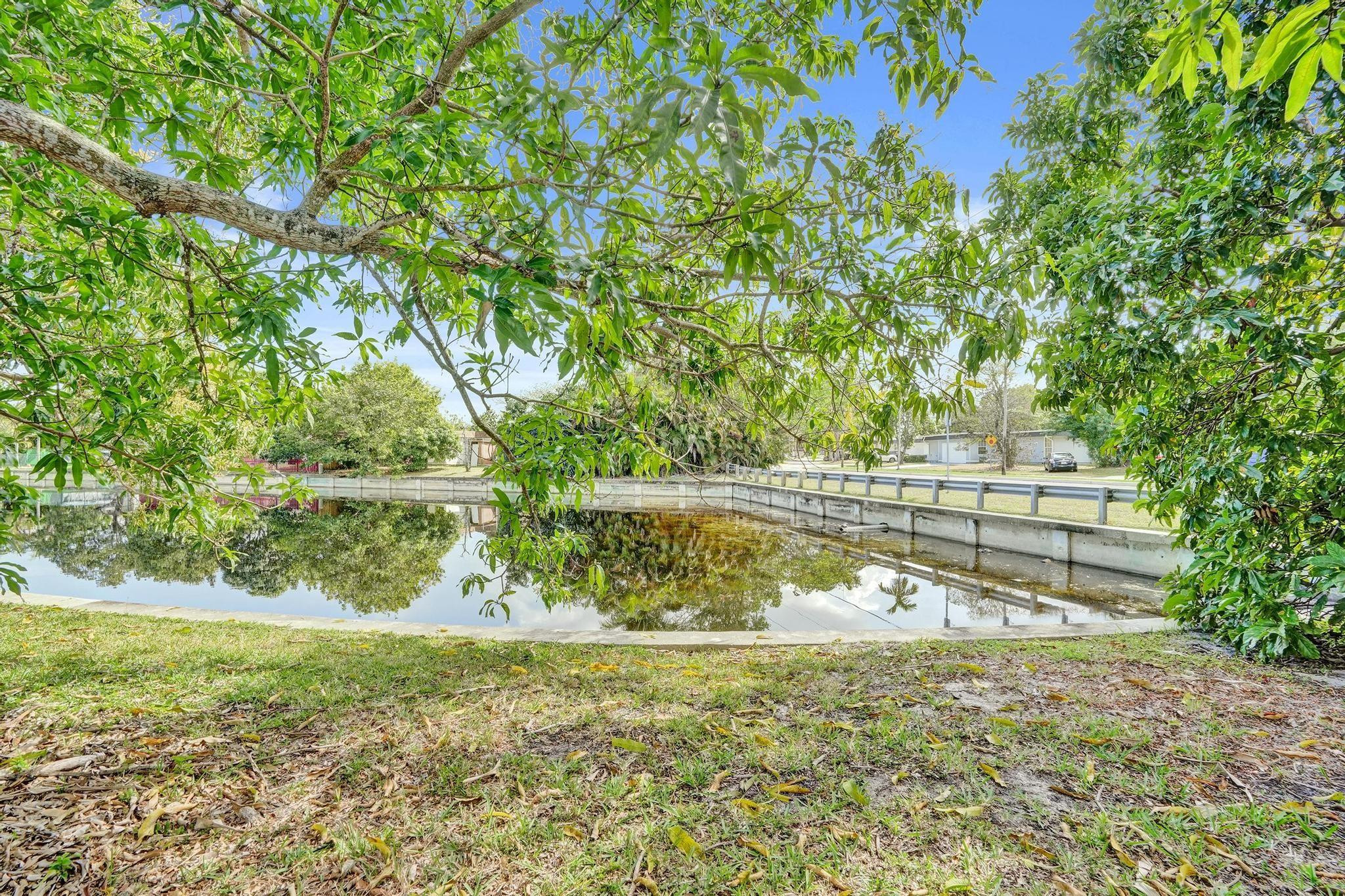 7018 NW 64th Street