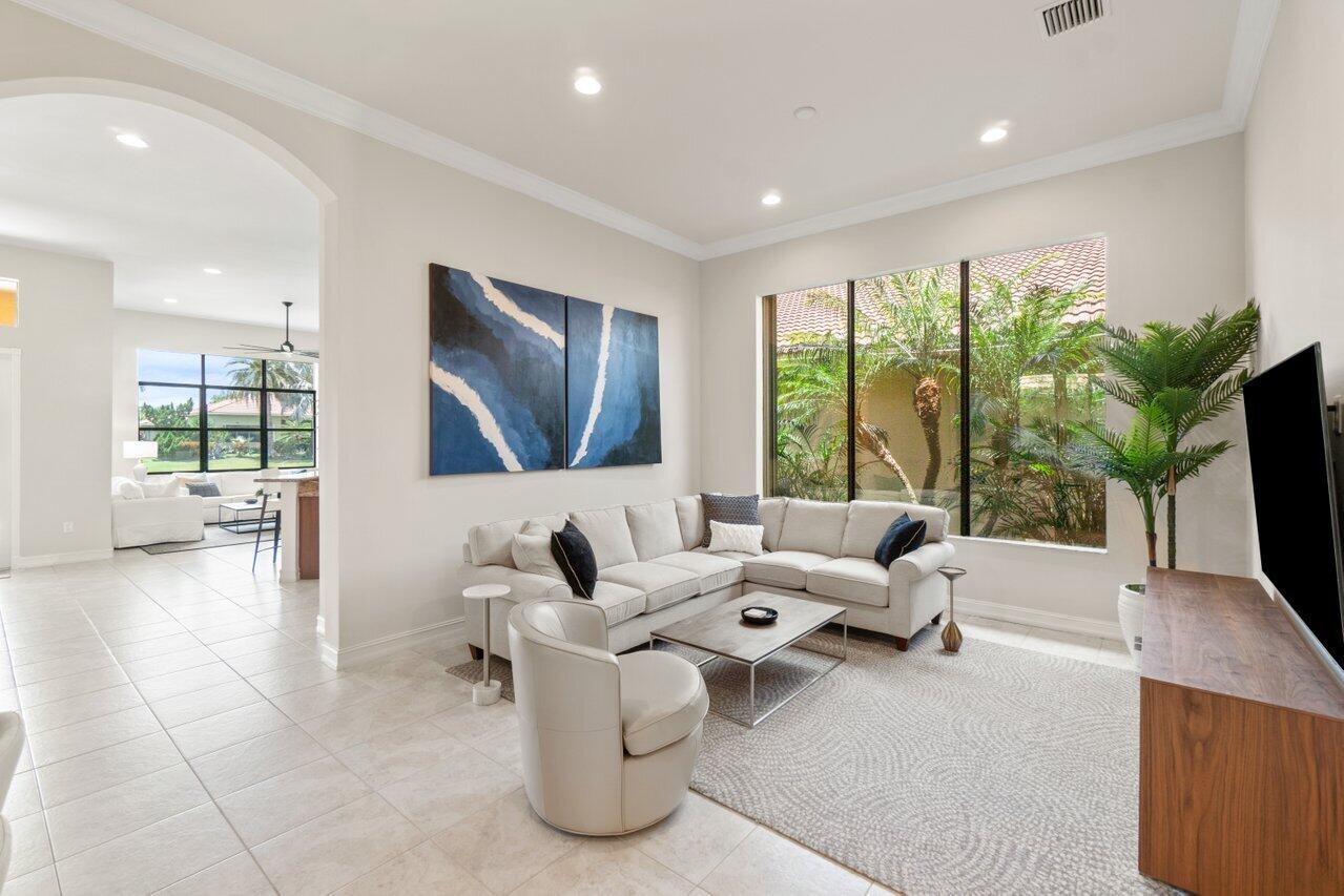 6927 Boscanni Drive
