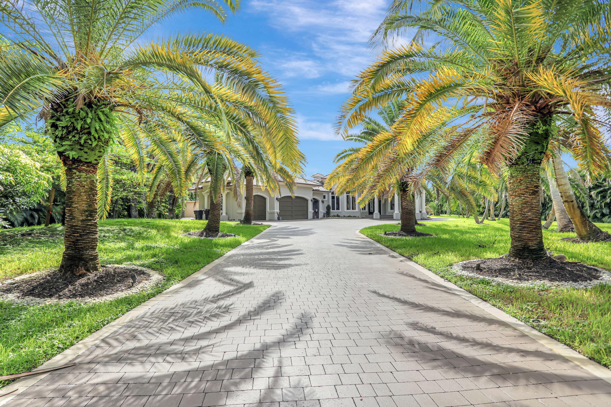 6445 NW 75th Way