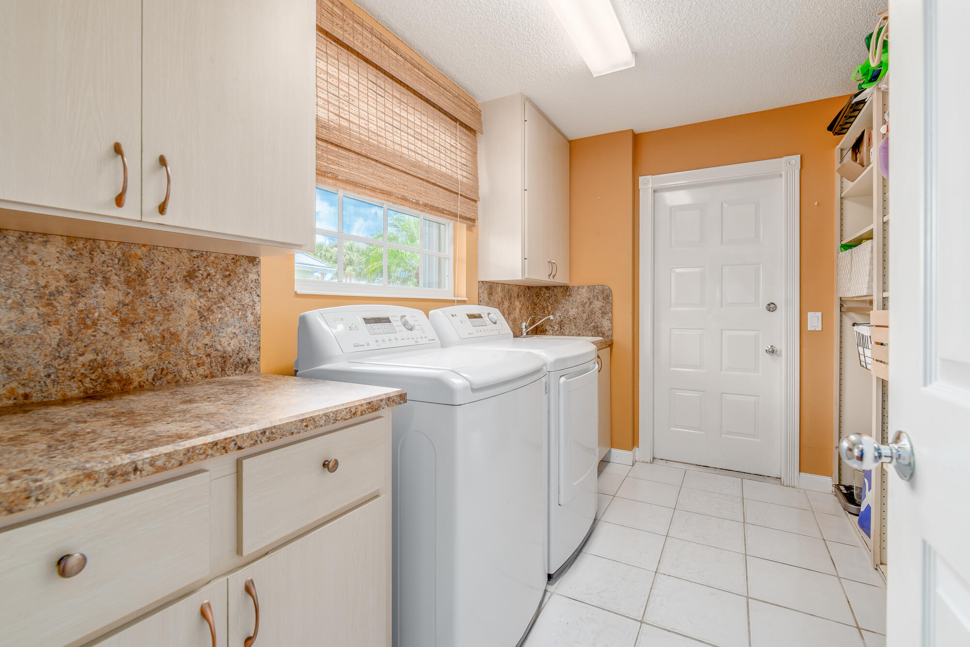 2824 SW Ridgewood Place