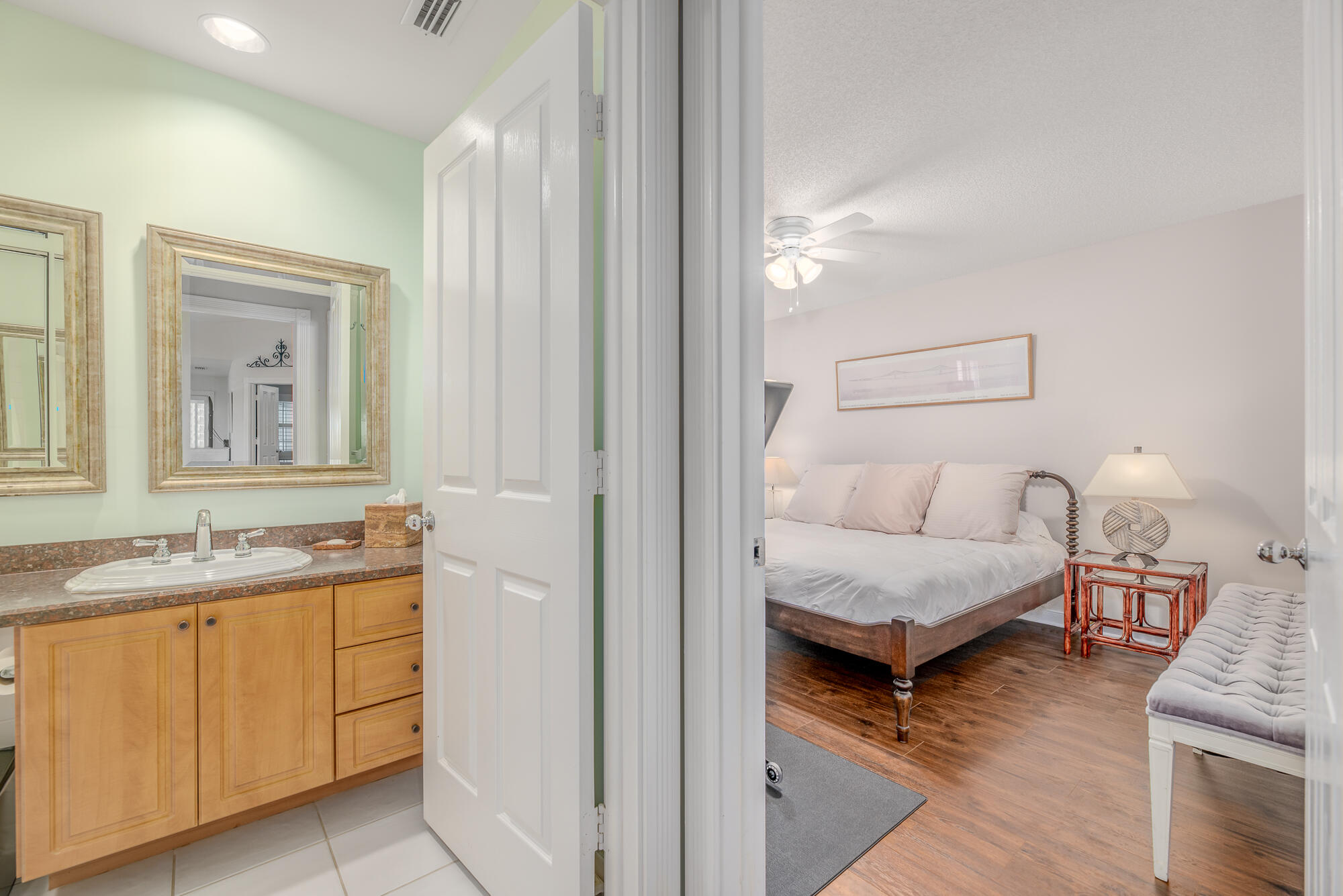 2824 SW Ridgewood Place