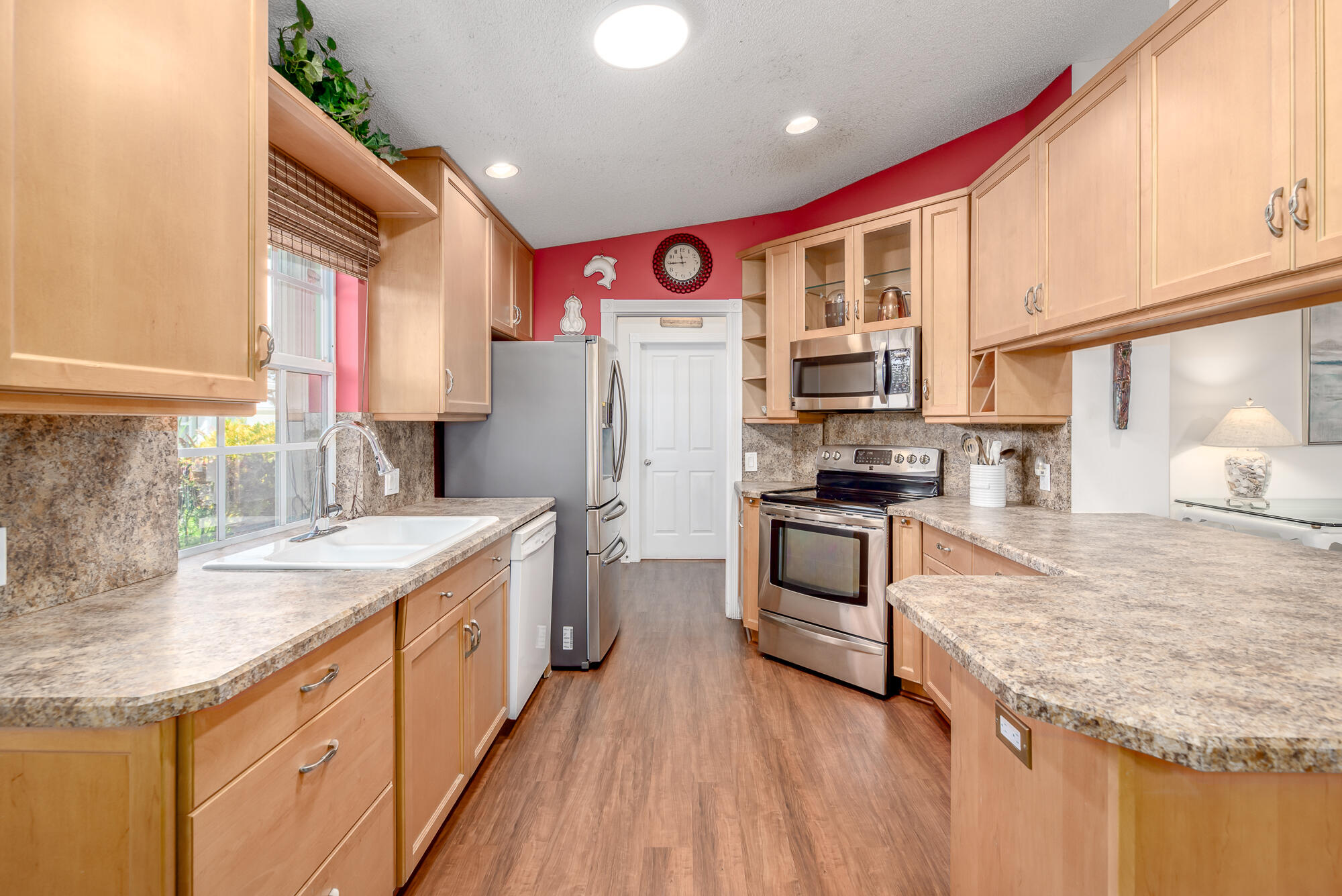 2824 SW Ridgewood Place