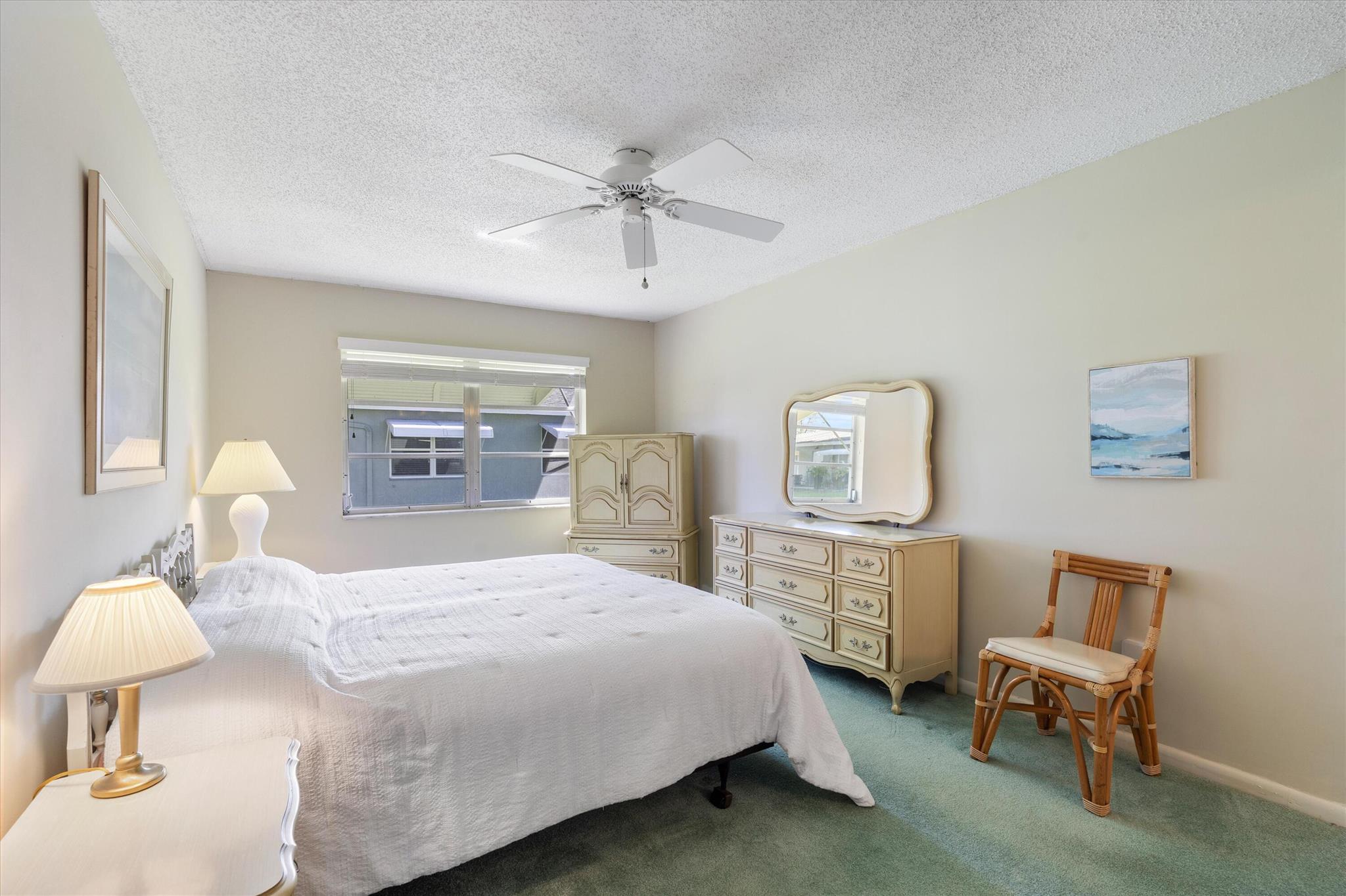 727 High Point Boulevard N D