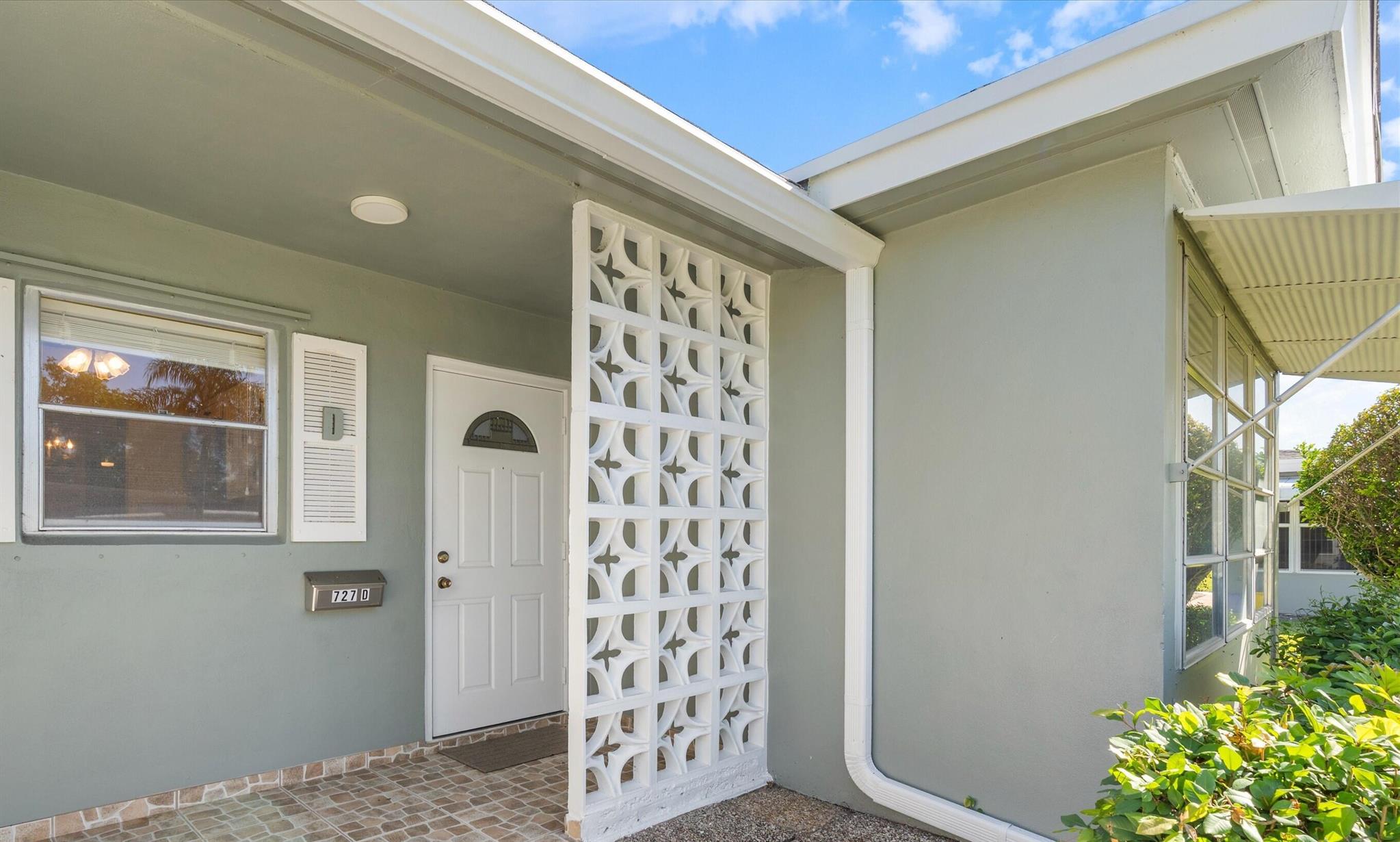 727 High Point Boulevard N D