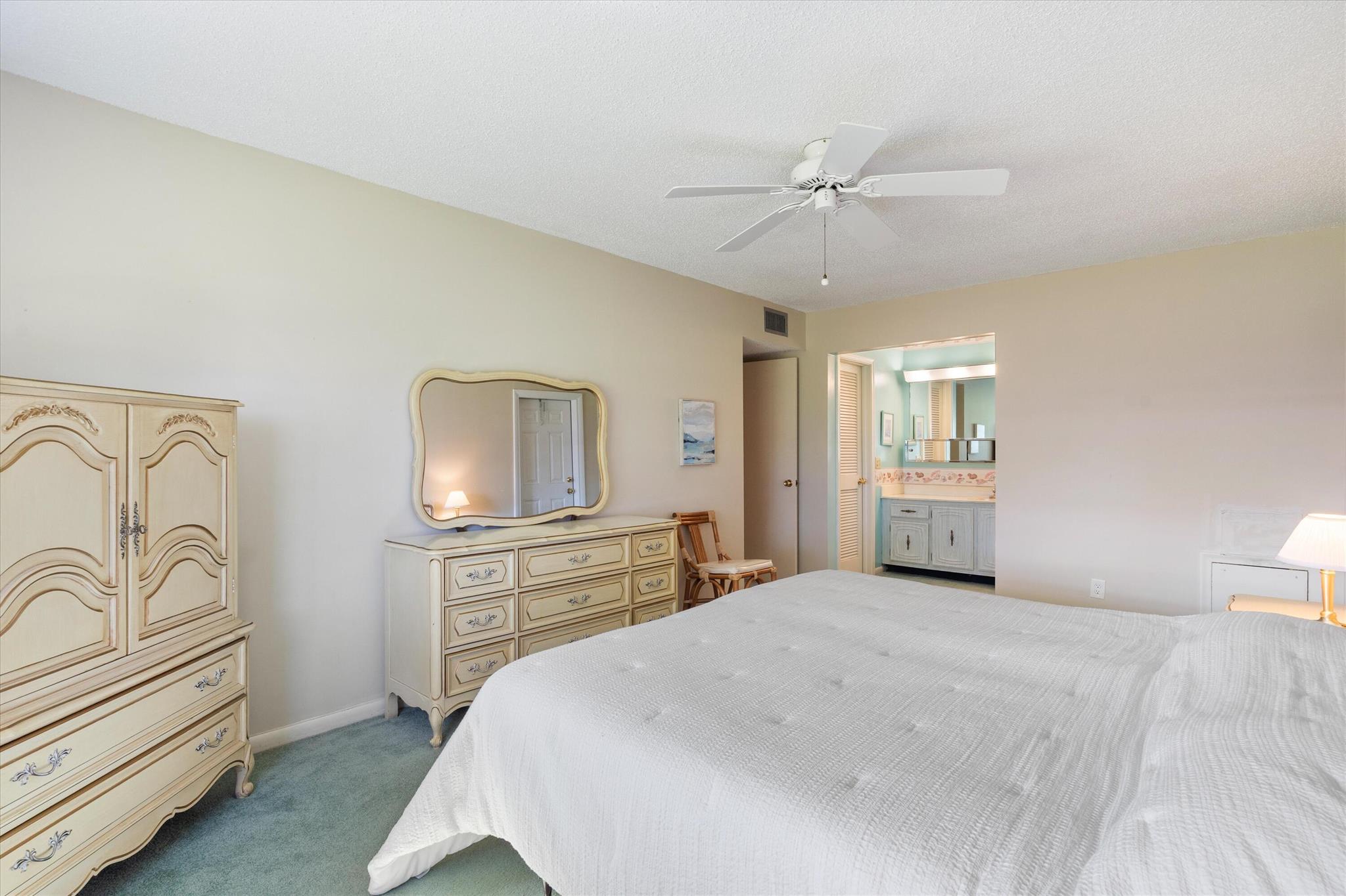 727 High Point Boulevard N D