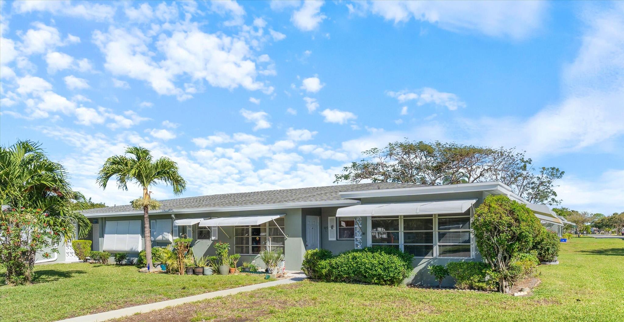 727 High Point Boulevard N D