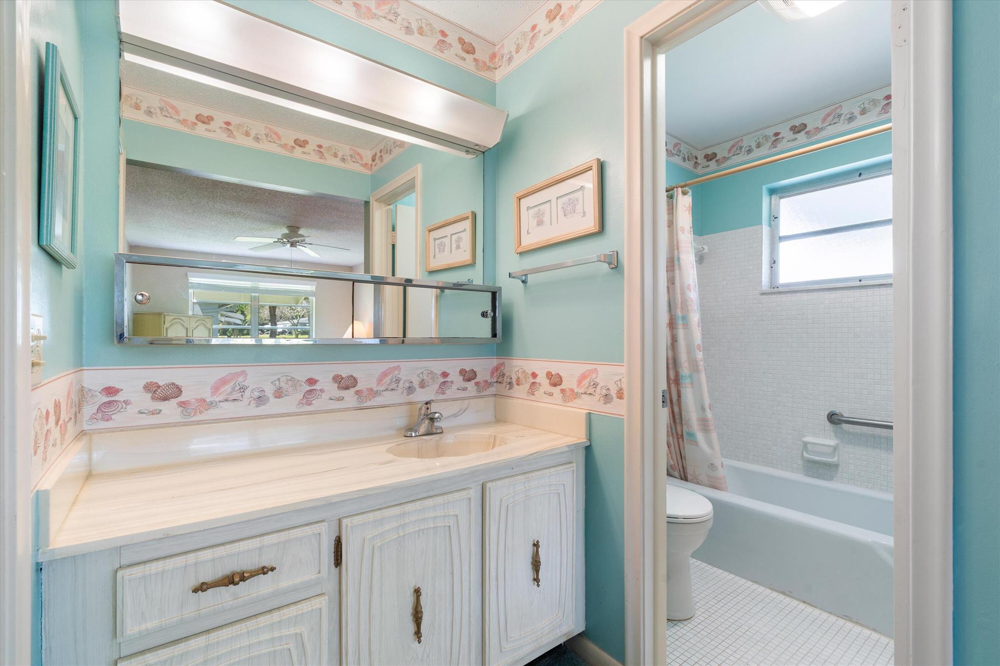 727 High Point Boulevard N D