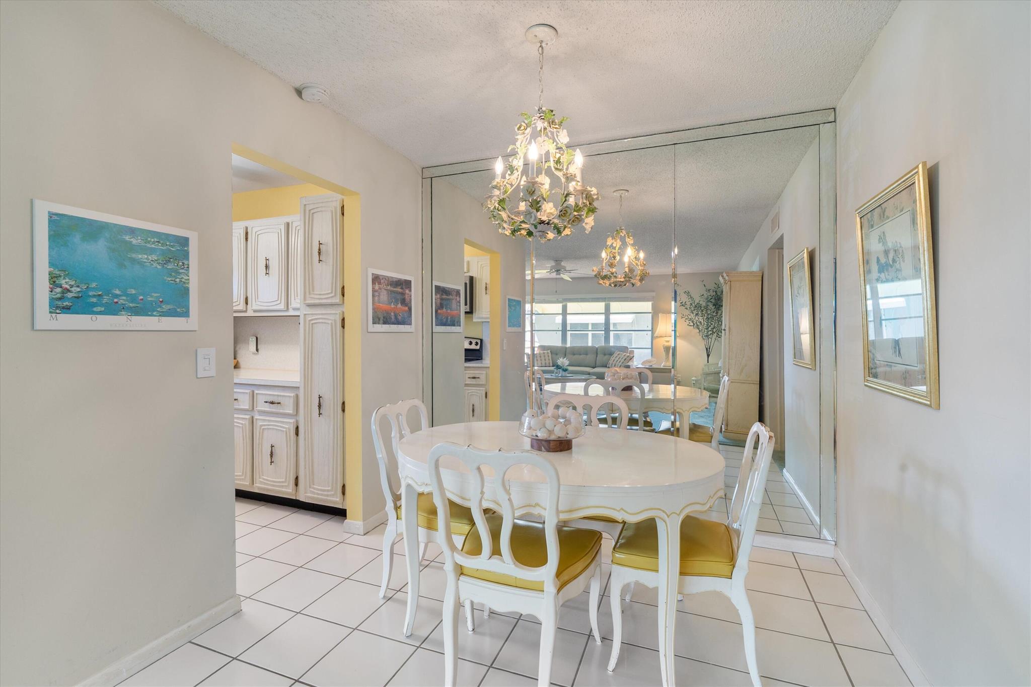 727 High Point Boulevard N D