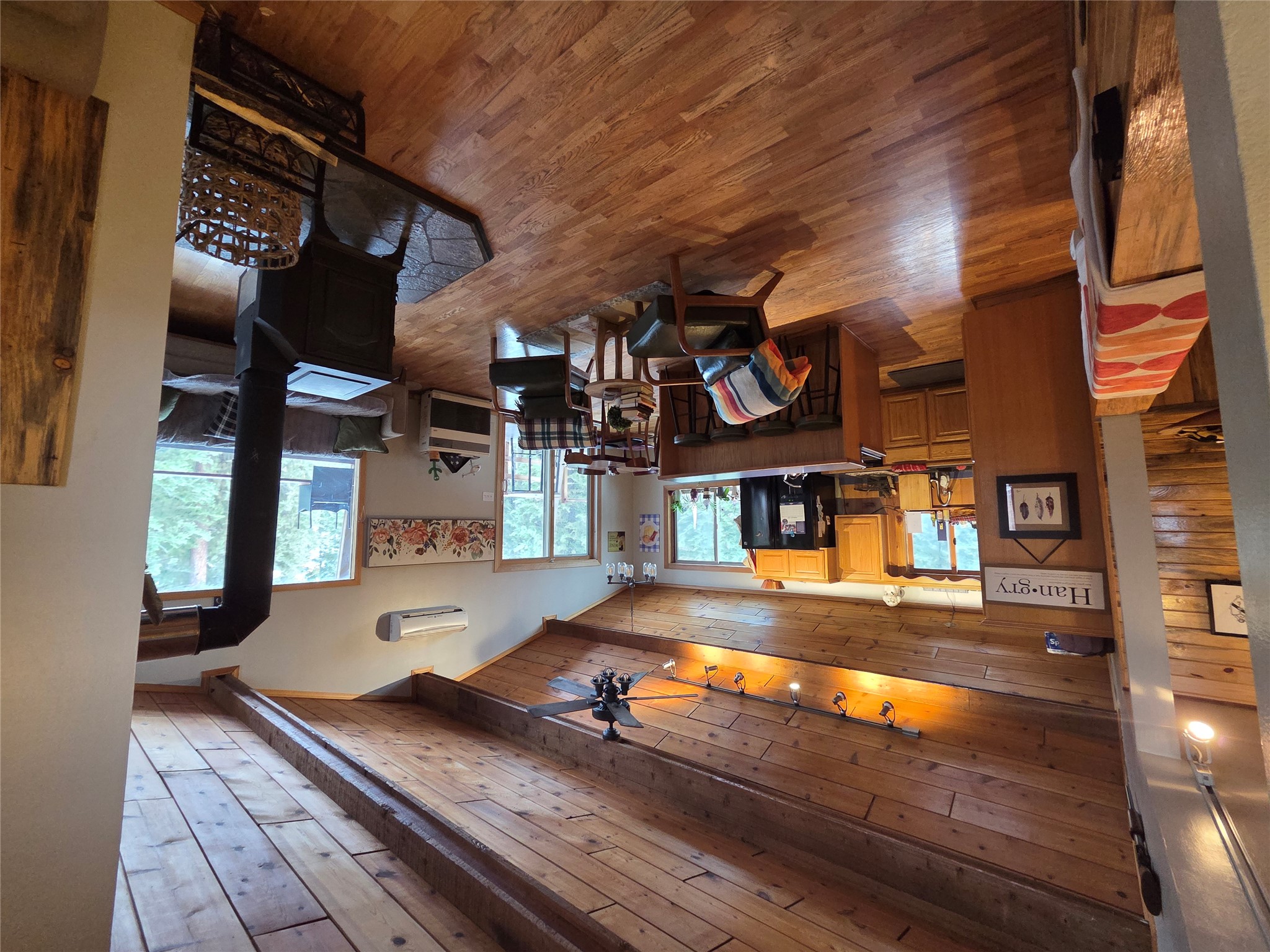 31968 Ridge View Circle