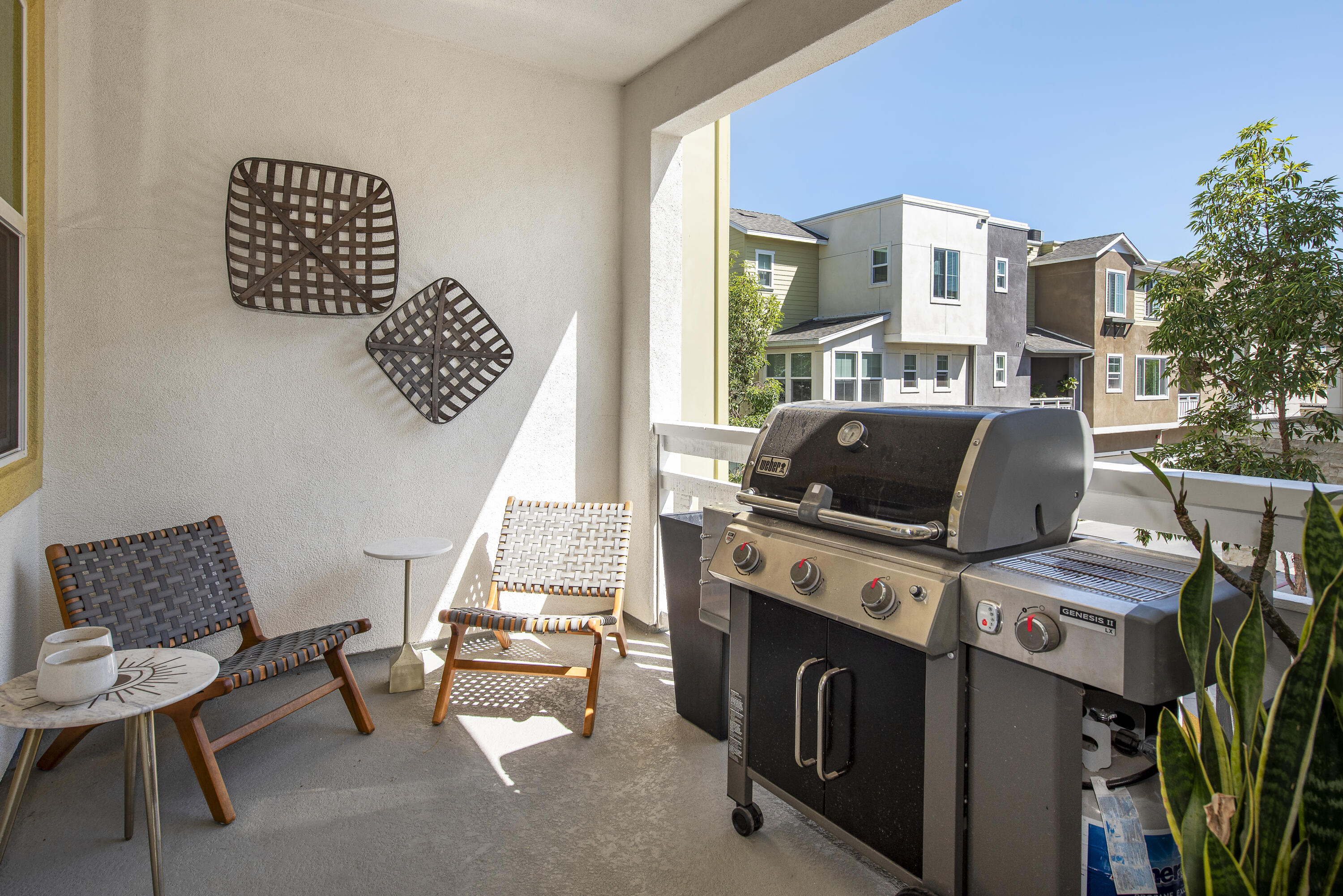 5687 Ekwill Street 105