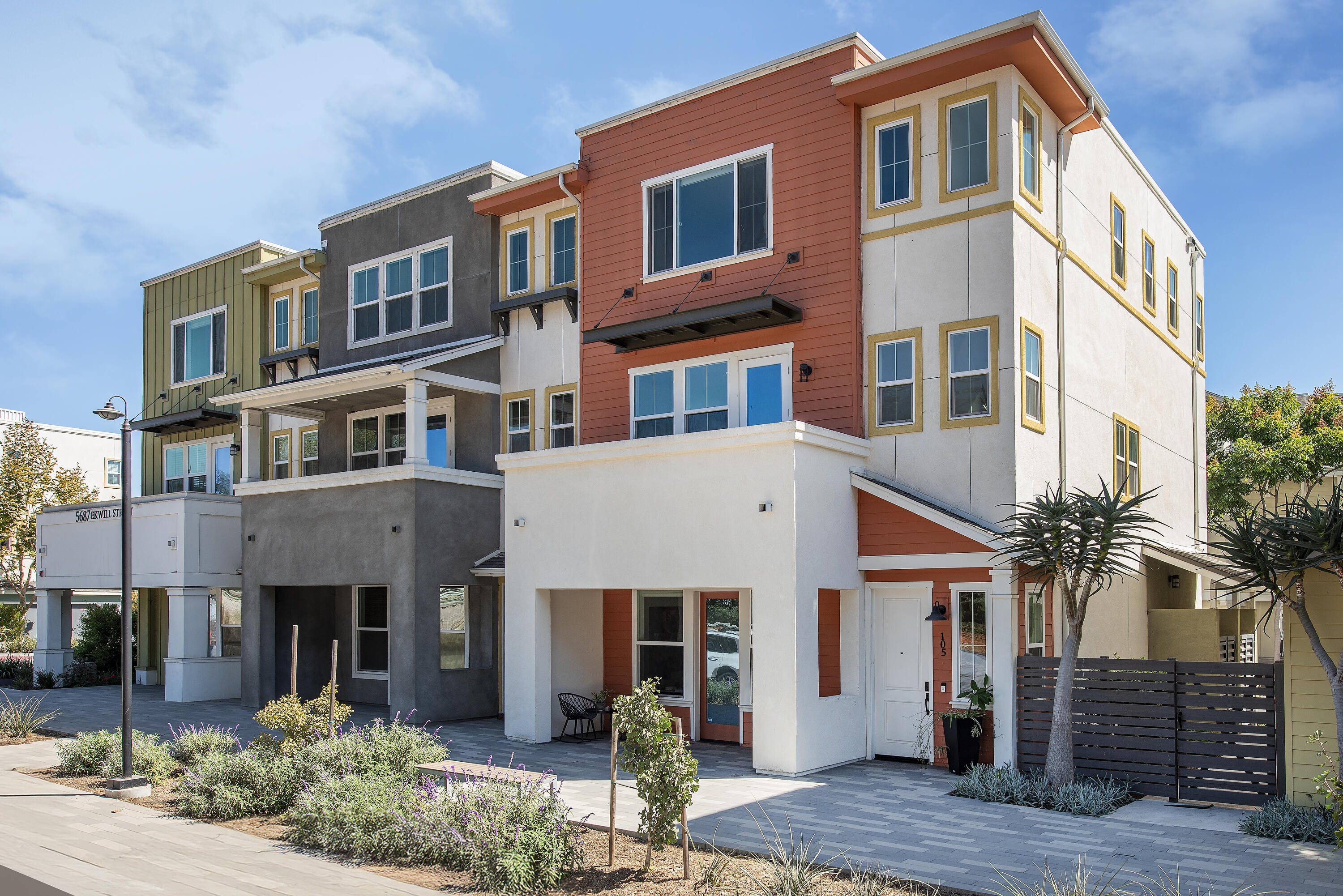 5687 Ekwill Street 105