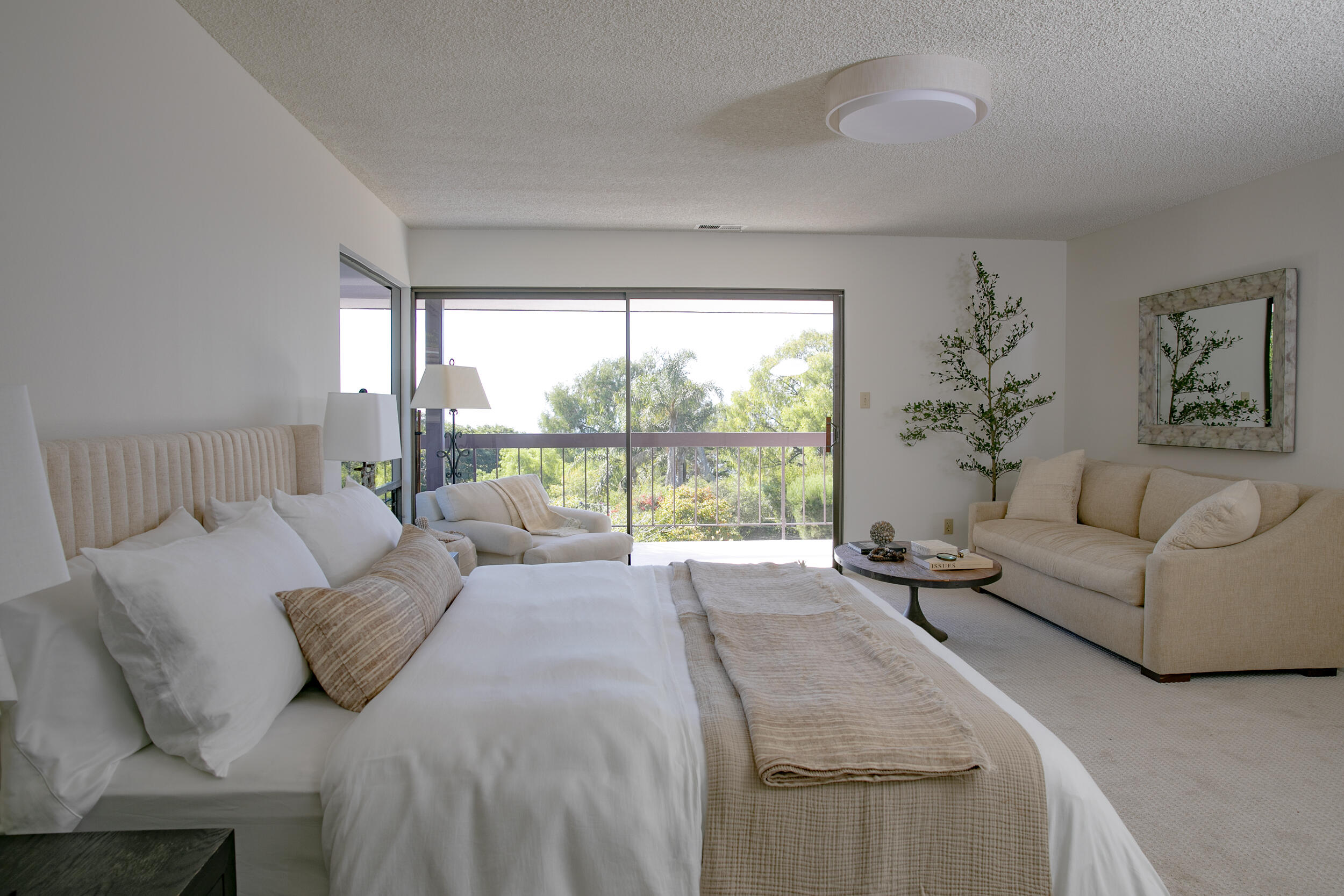 3221 Campanil Drive