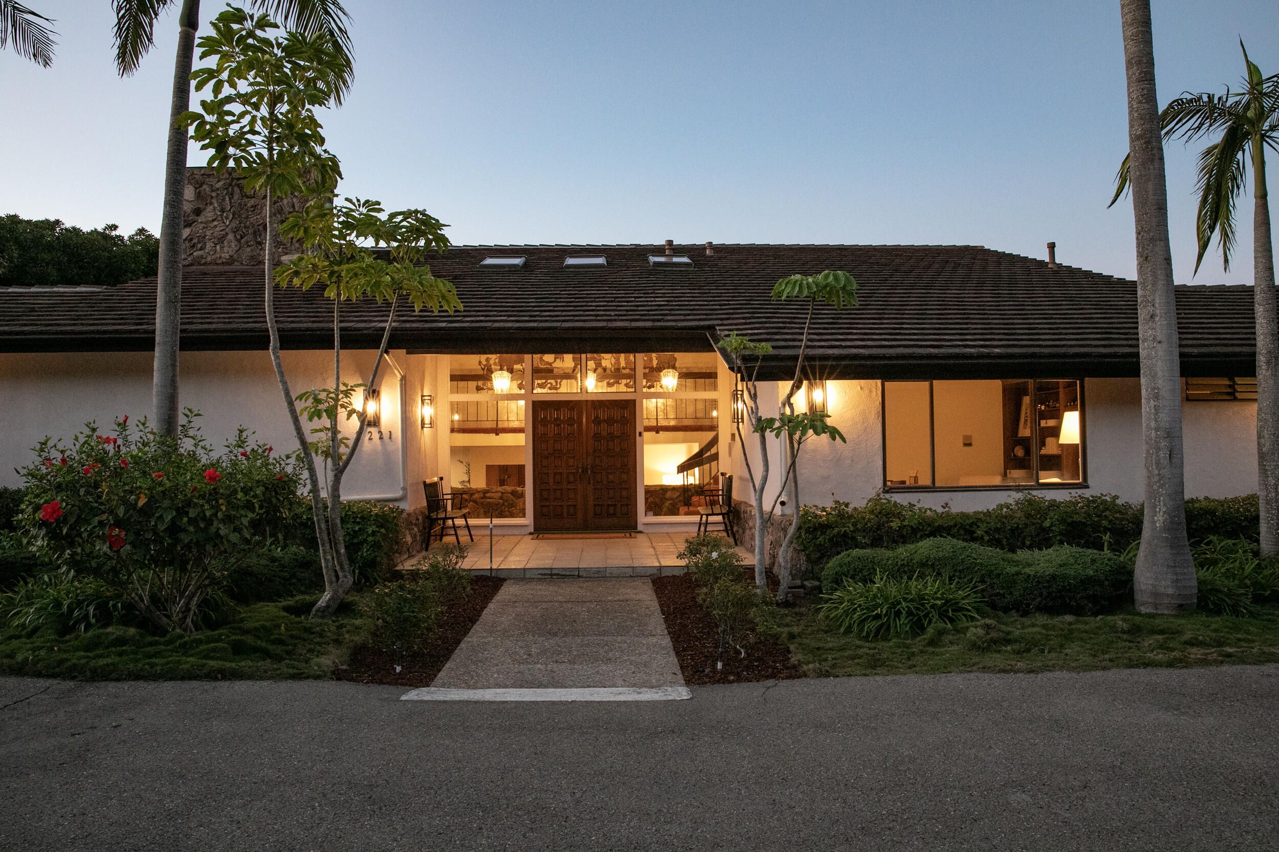 3221 Campanil Drive