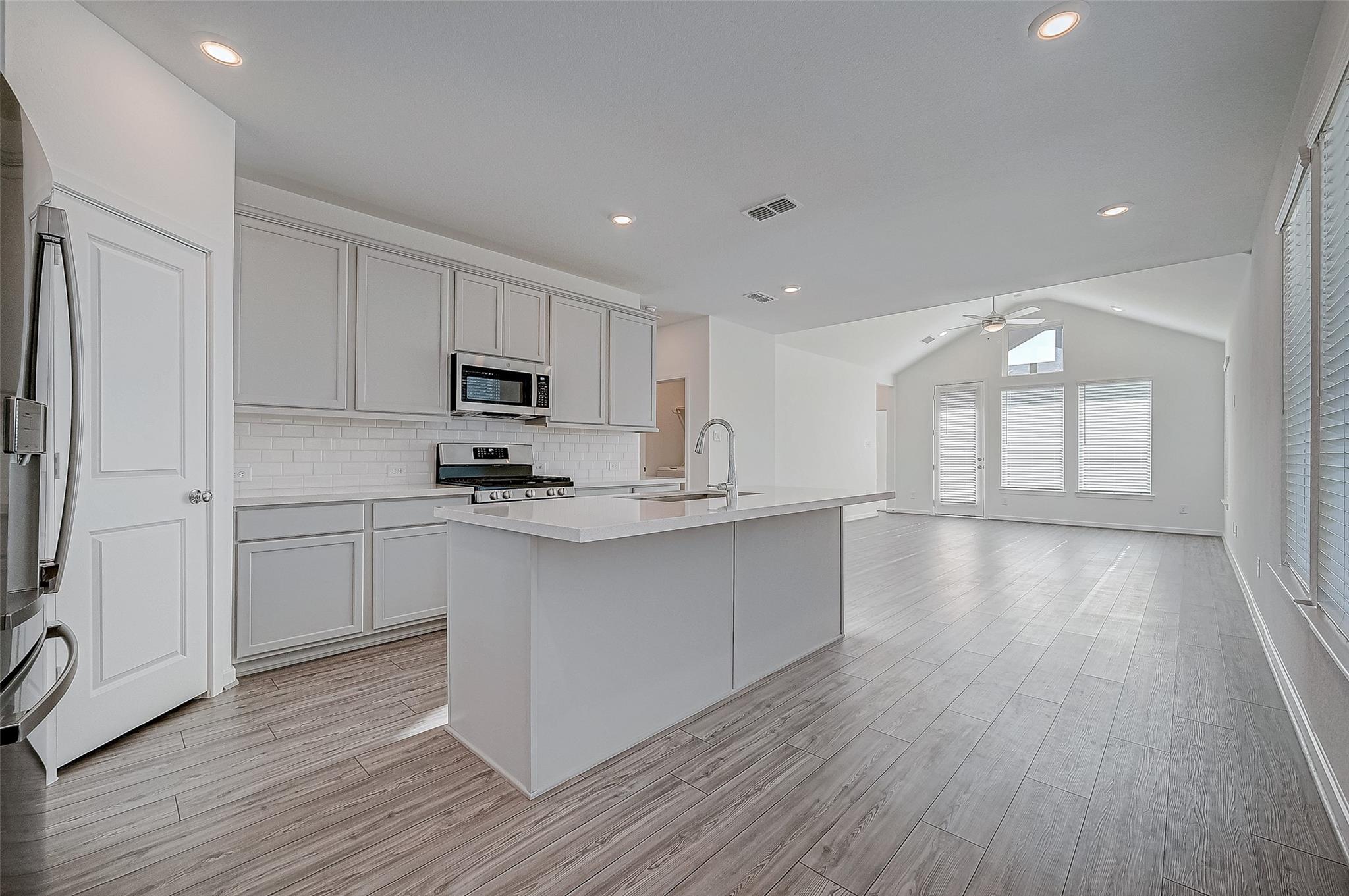 22111 Ingham Bluff Lane