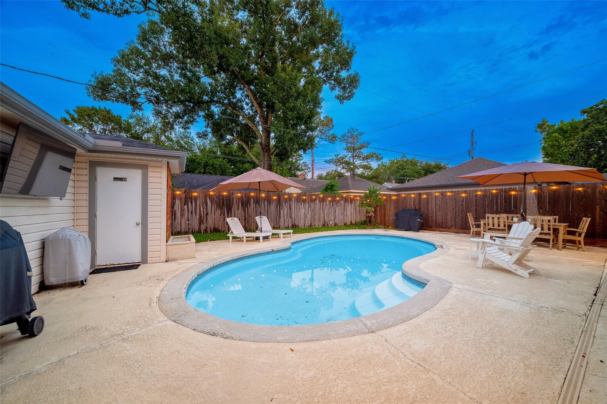 2514 Pine Village Drive