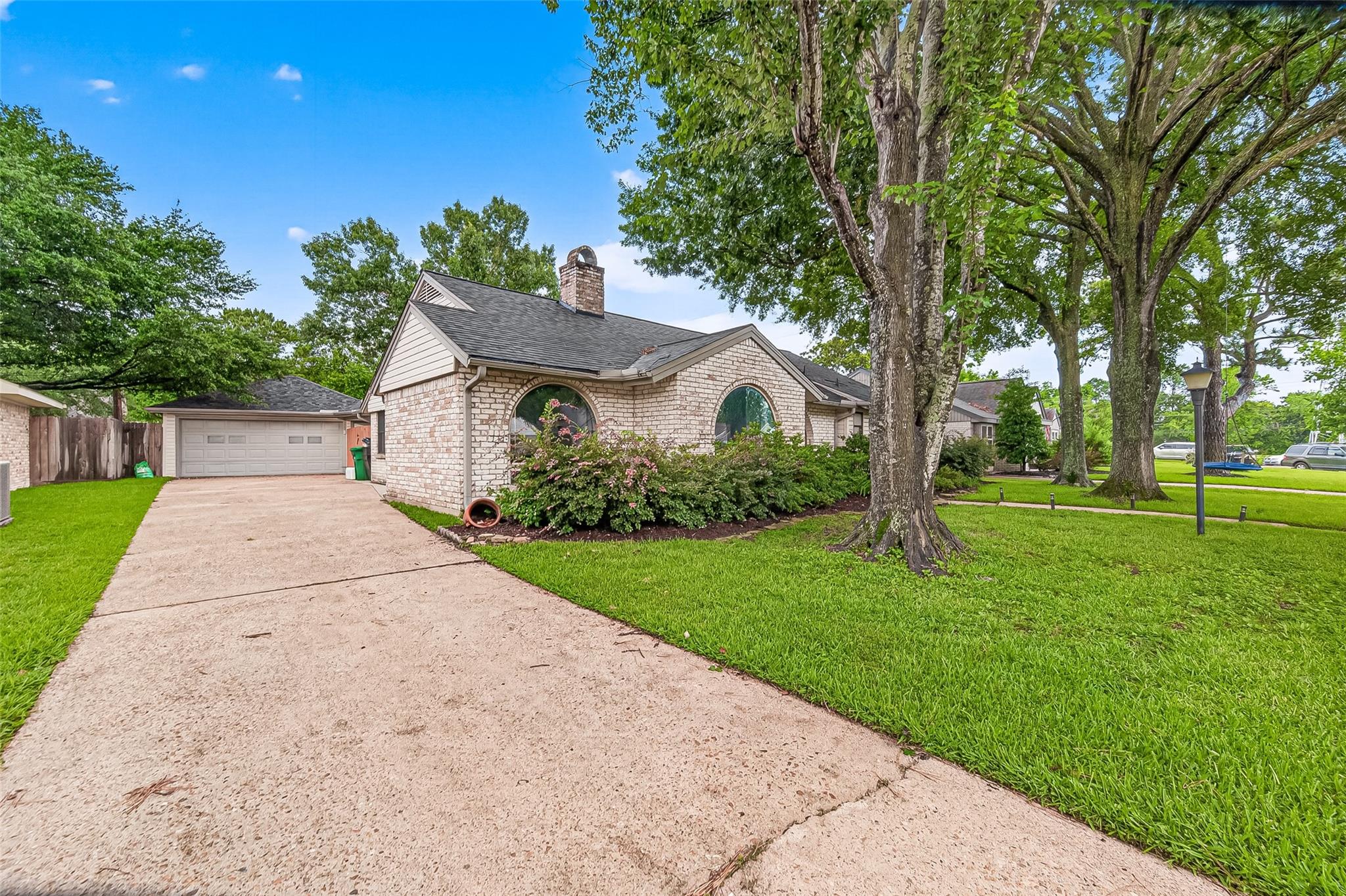 2514 Pine Village Drive