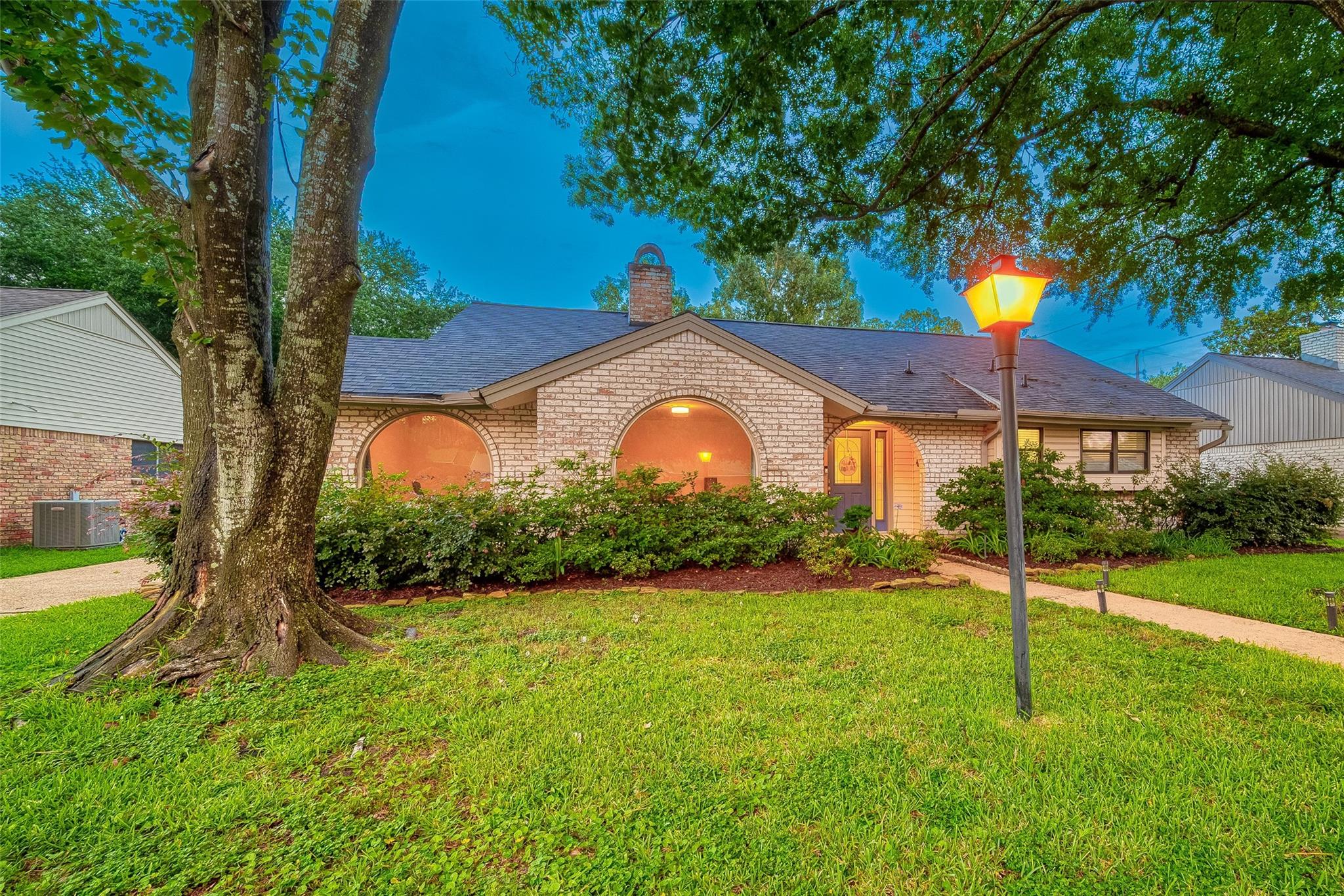 2514 Pine Village Drive