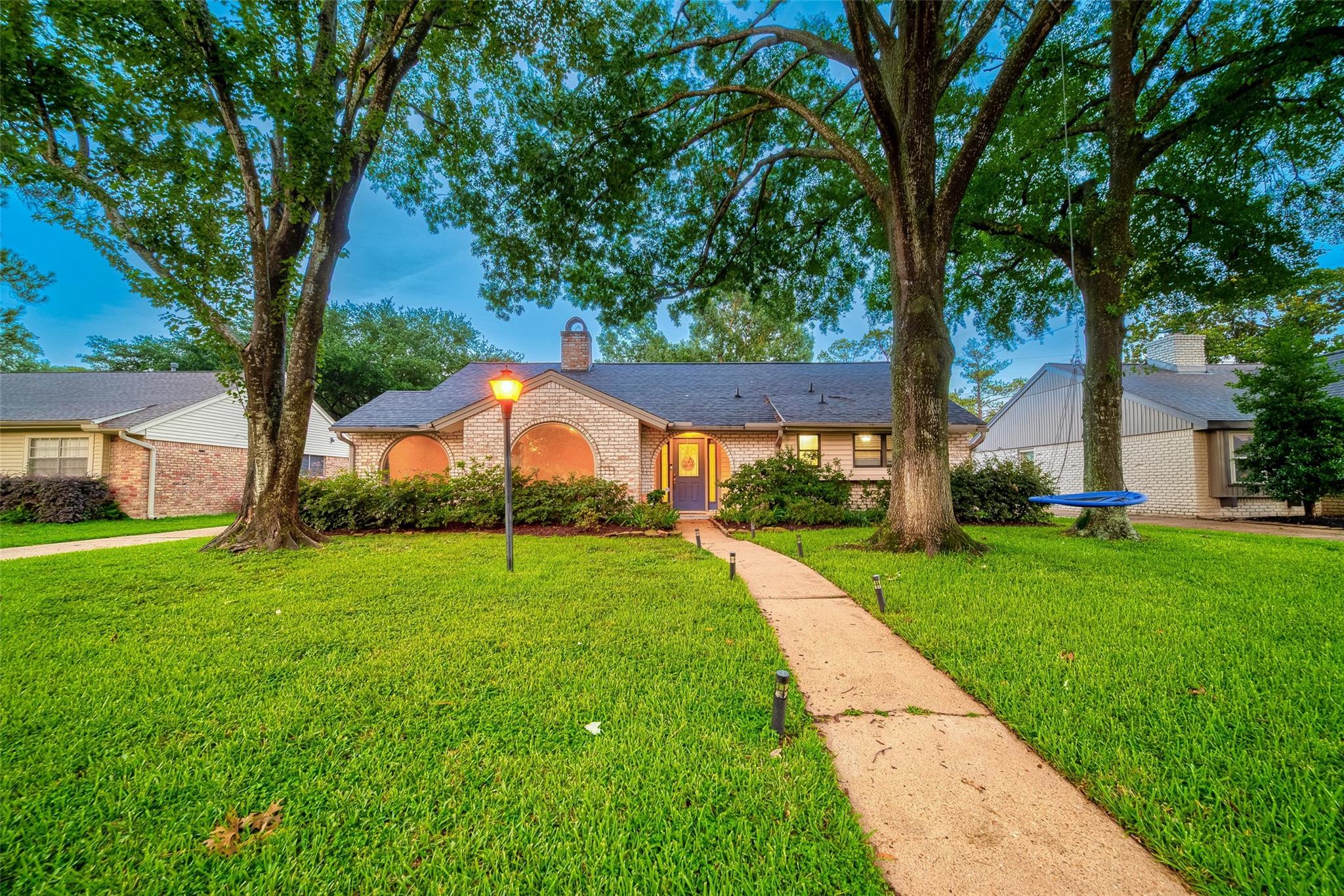 2514 Pine Village Drive