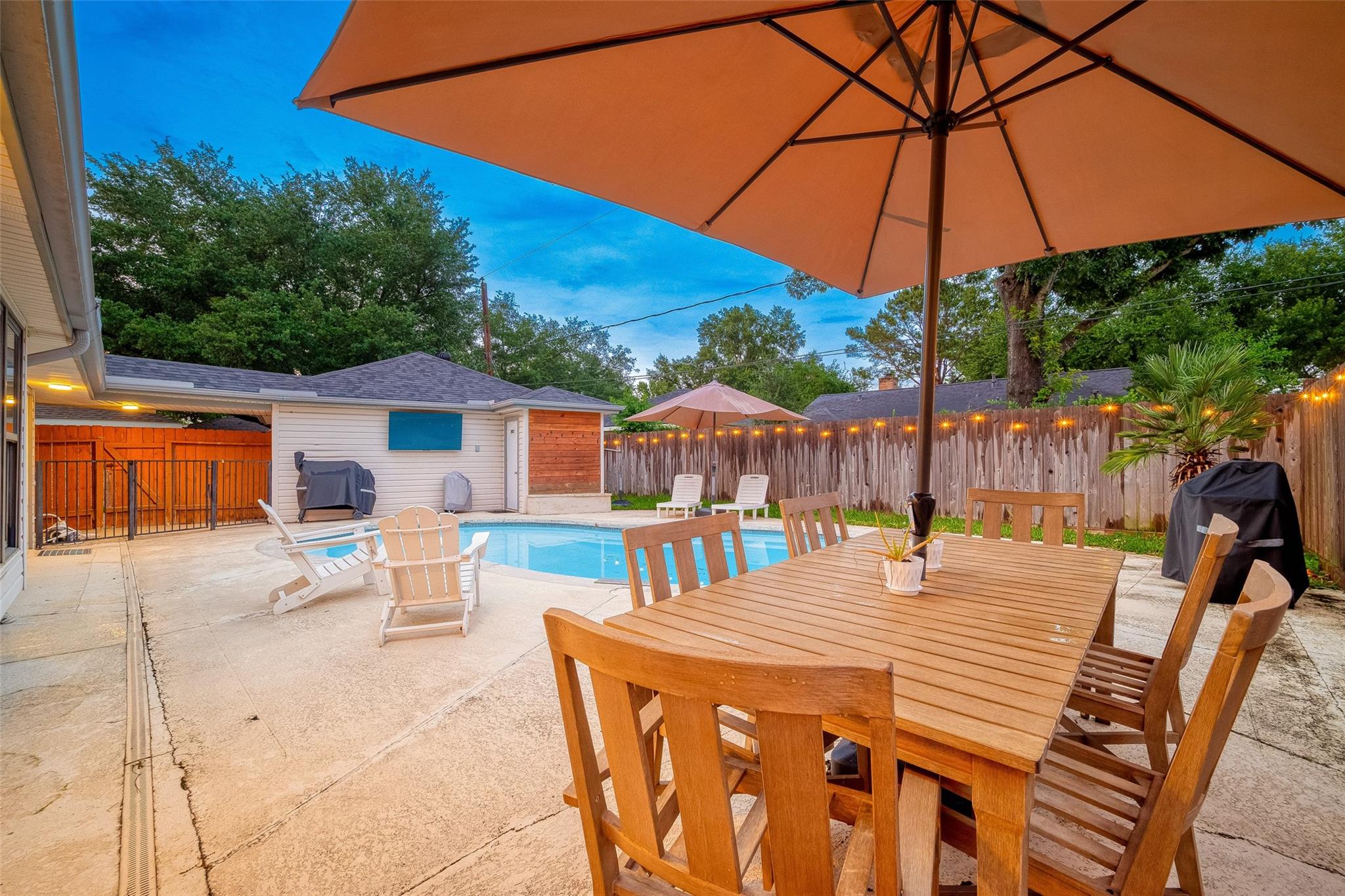 2514 Pine Village Drive