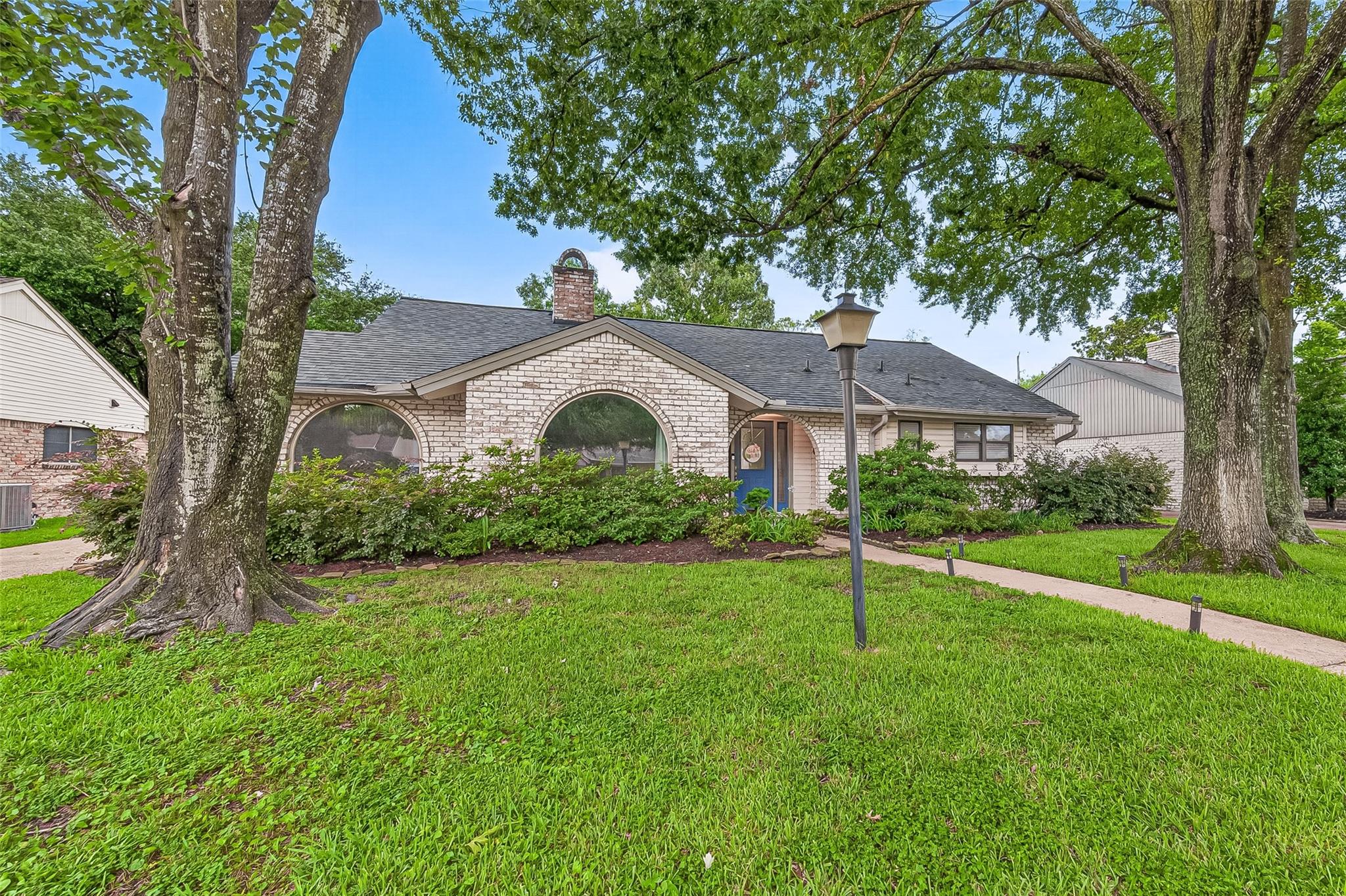2514 Pine Village Drive