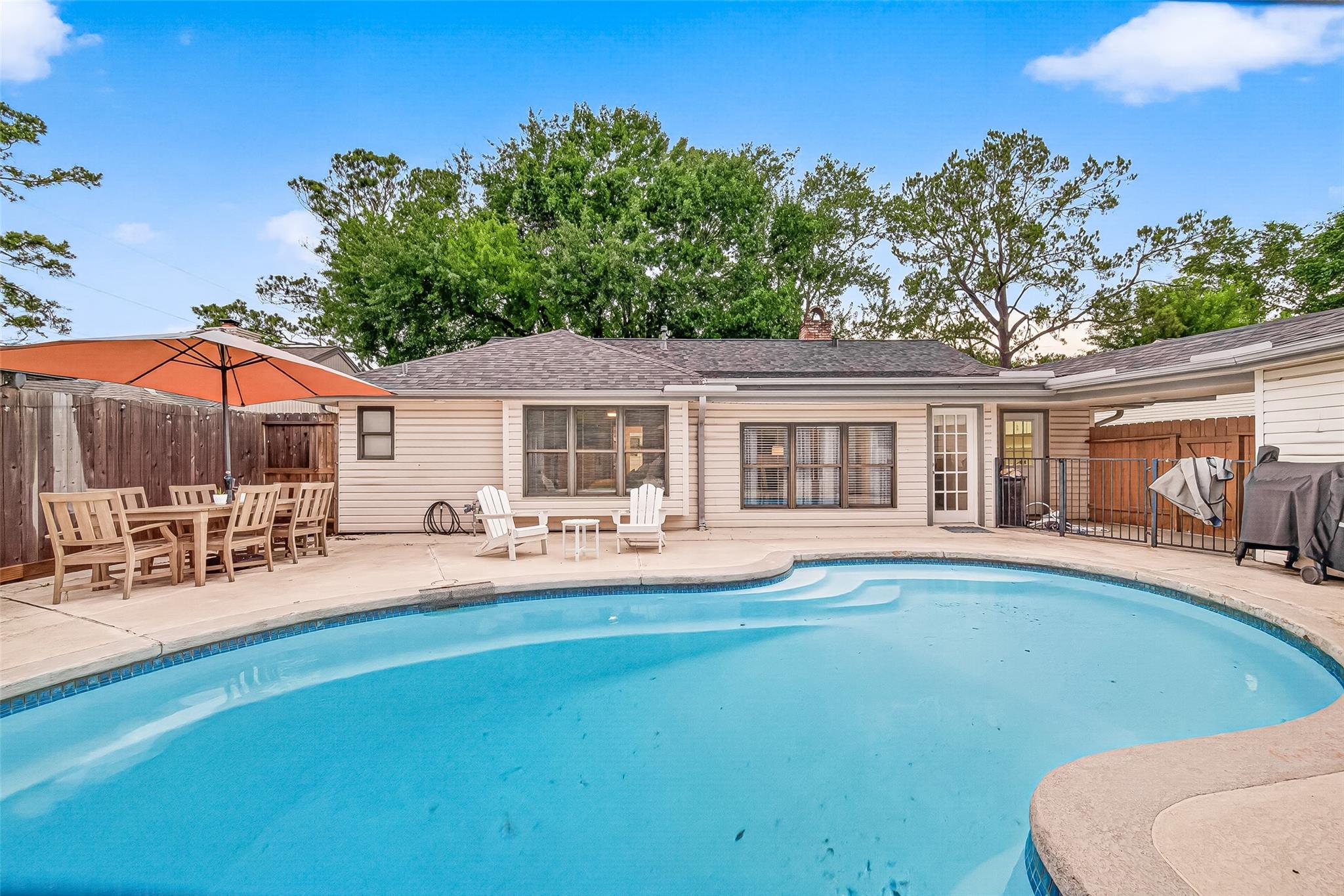 2514 Pine Village Drive