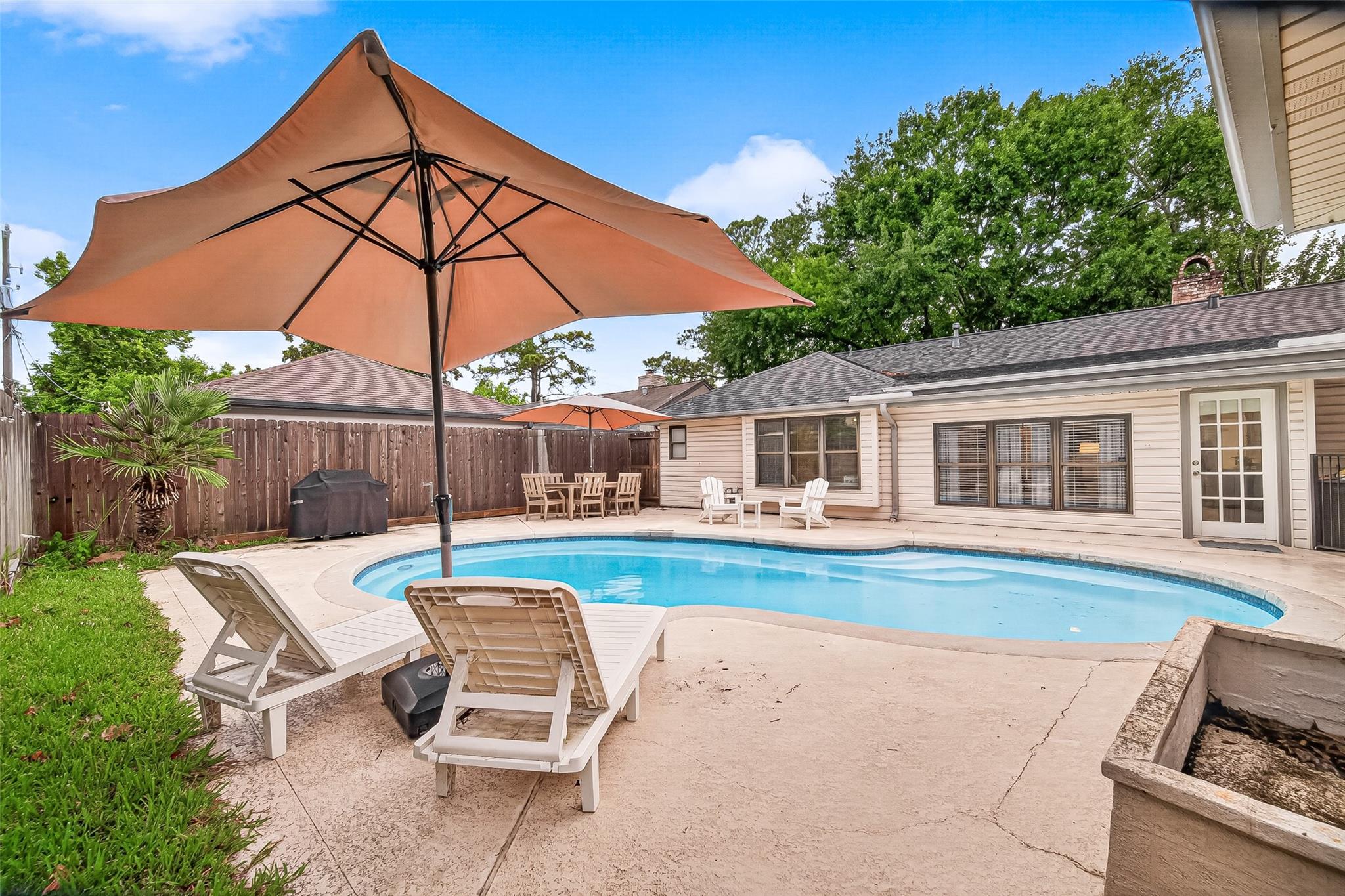 2514 Pine Village Drive