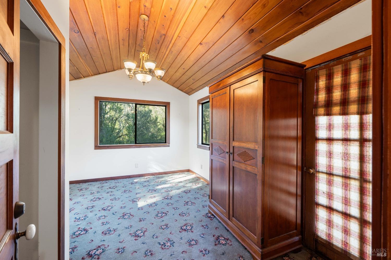 1975 Warm Springs Rd