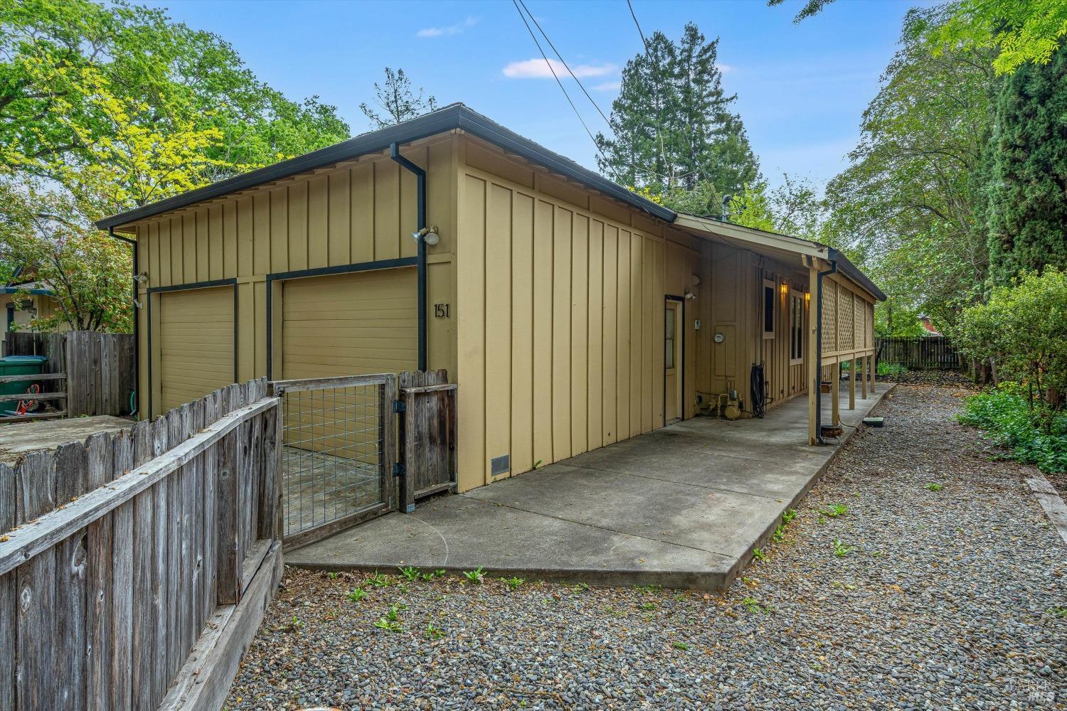 151 W Agua Caliente Rd