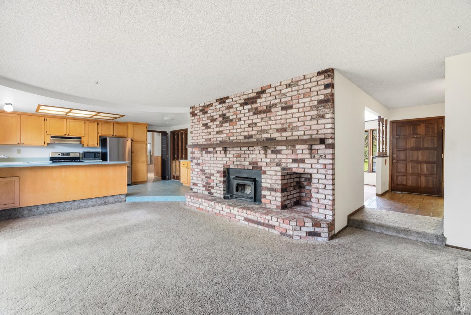 15416 Woodside Court