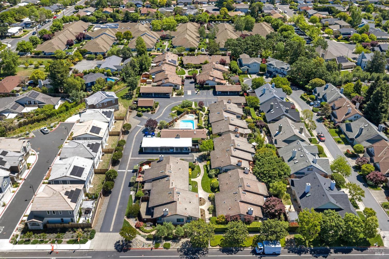 920 W 5th Street W Unit: #R