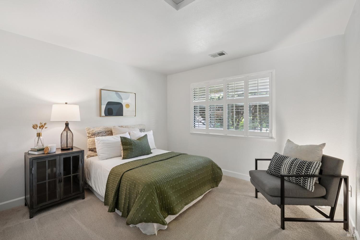 920 W 5th Street W Unit: #R