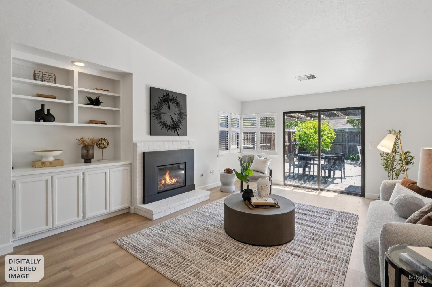 920 W 5th Street W Unit: #R