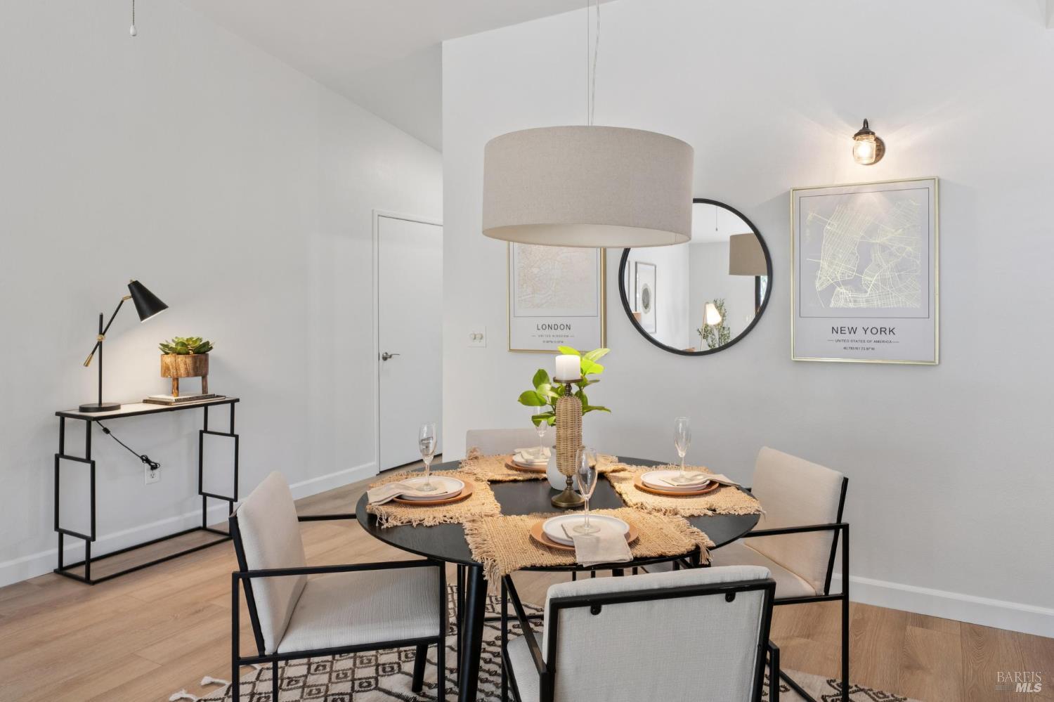 920 W 5th Street W Unit: #R