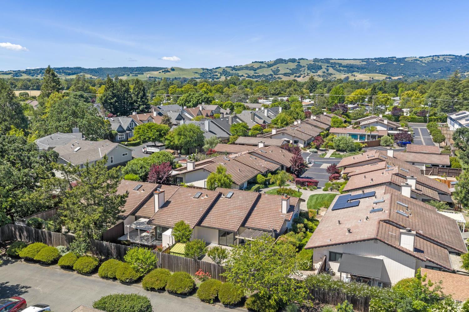 920 W 5th Street W Unit: #R