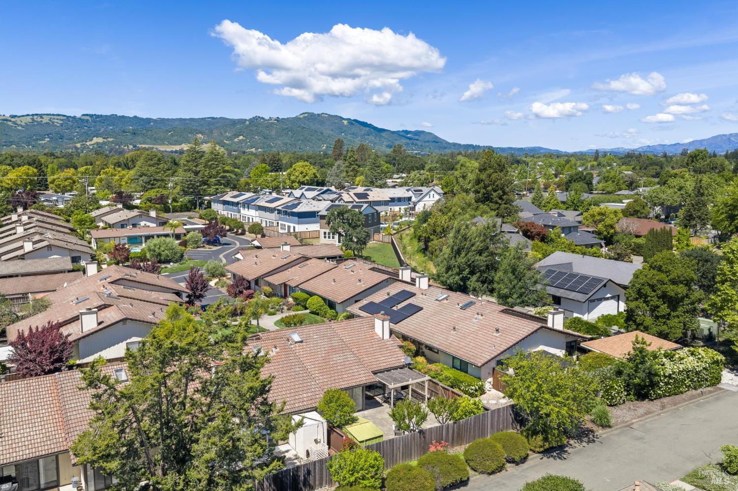 920 W 5th Street W Unit: #R