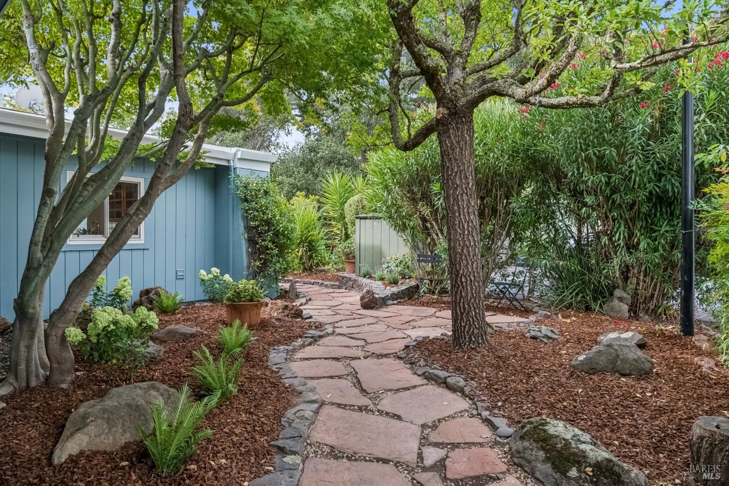 71 Creek Lane