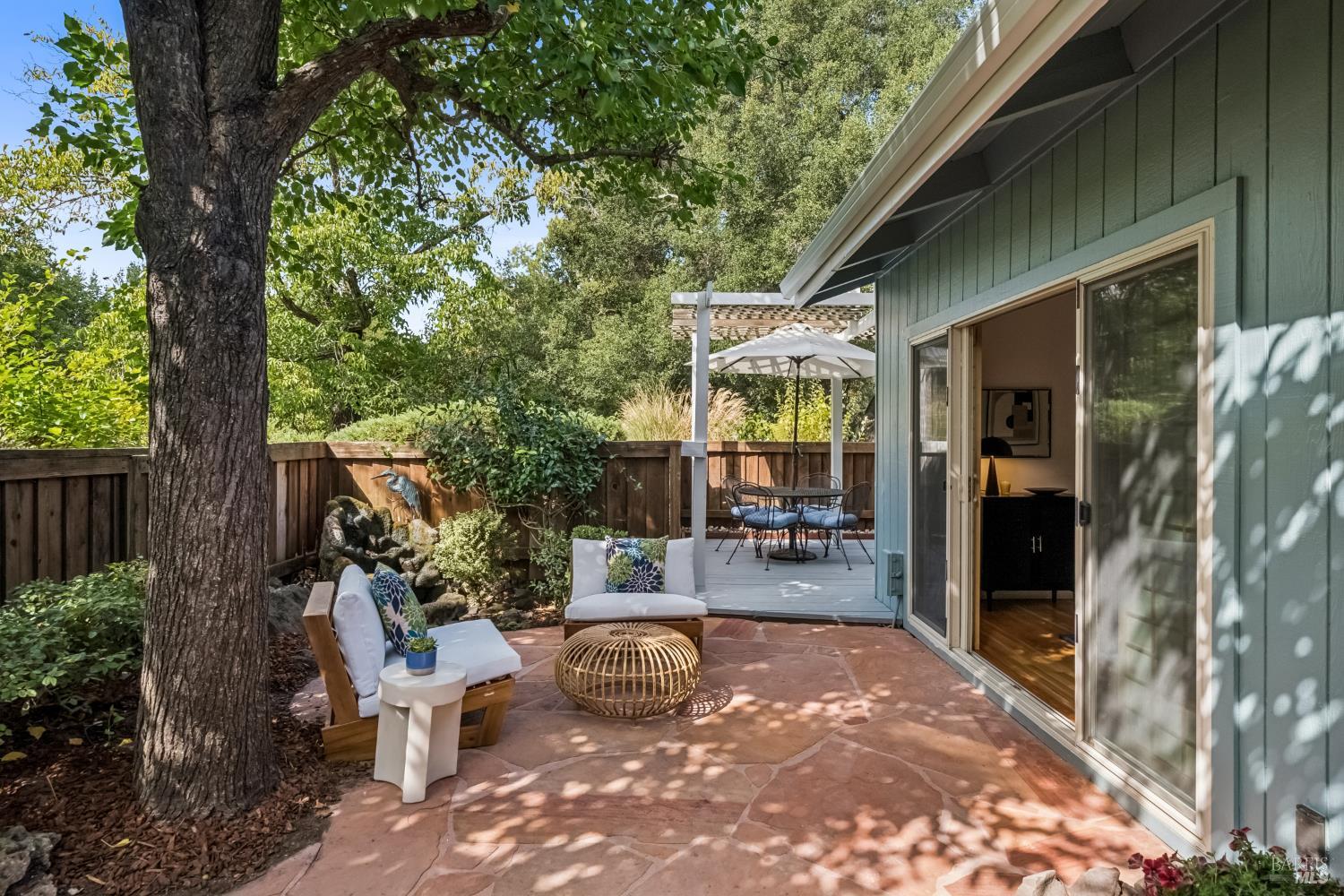 71 Creek Lane