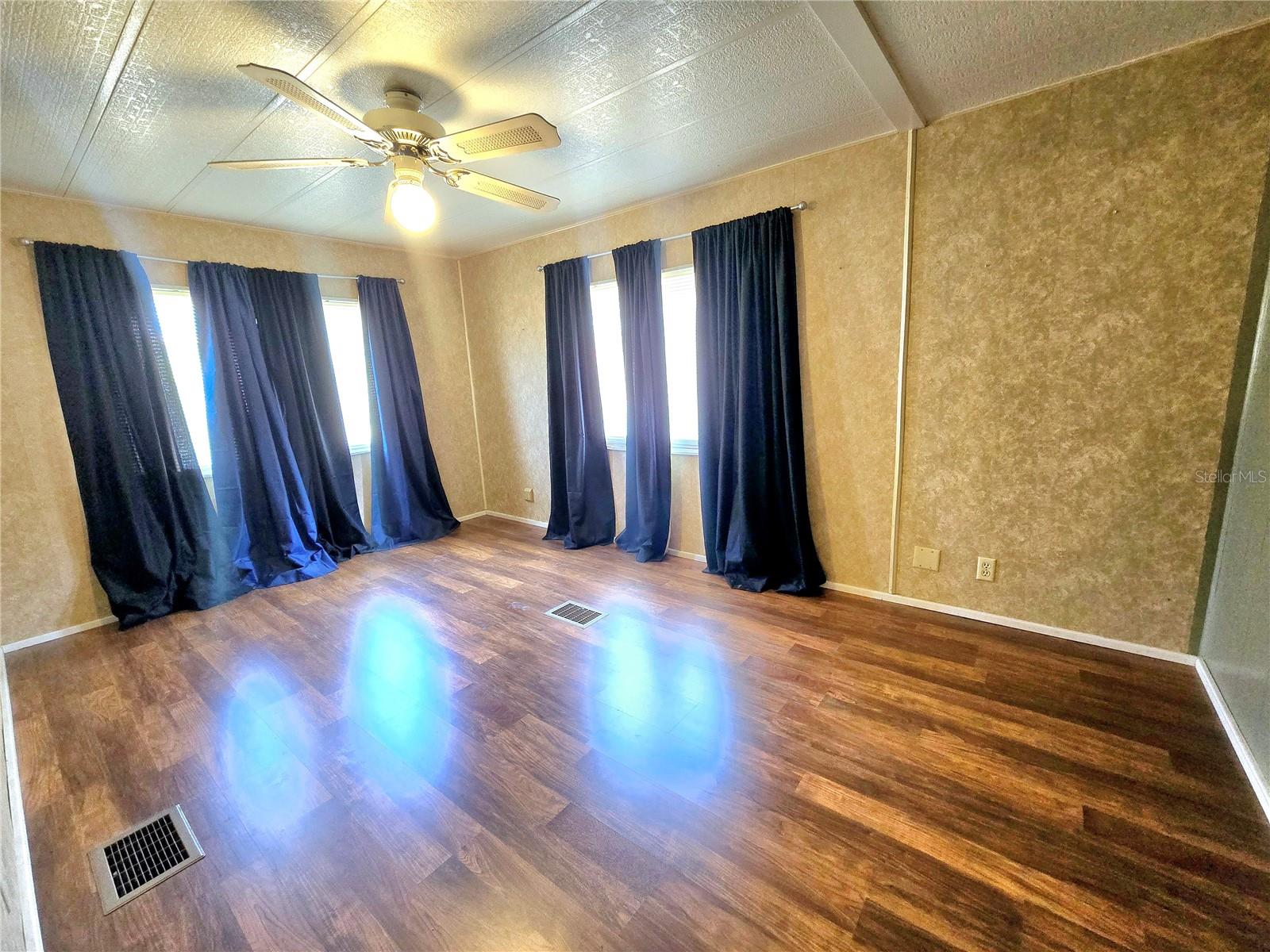 1610 REYNOLDS RD #149